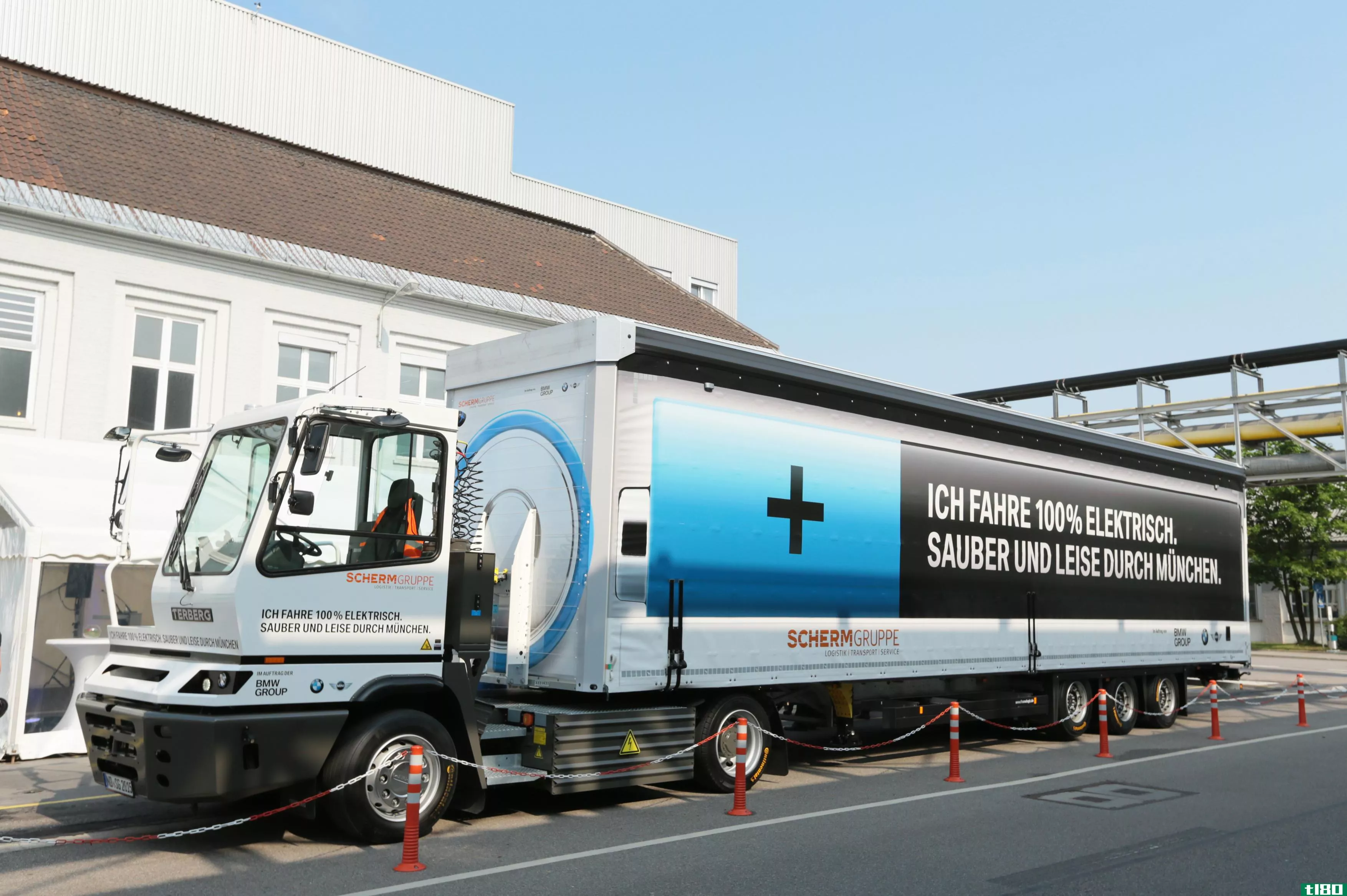 宝马率先在欧洲公路上部署40吨电动卡车