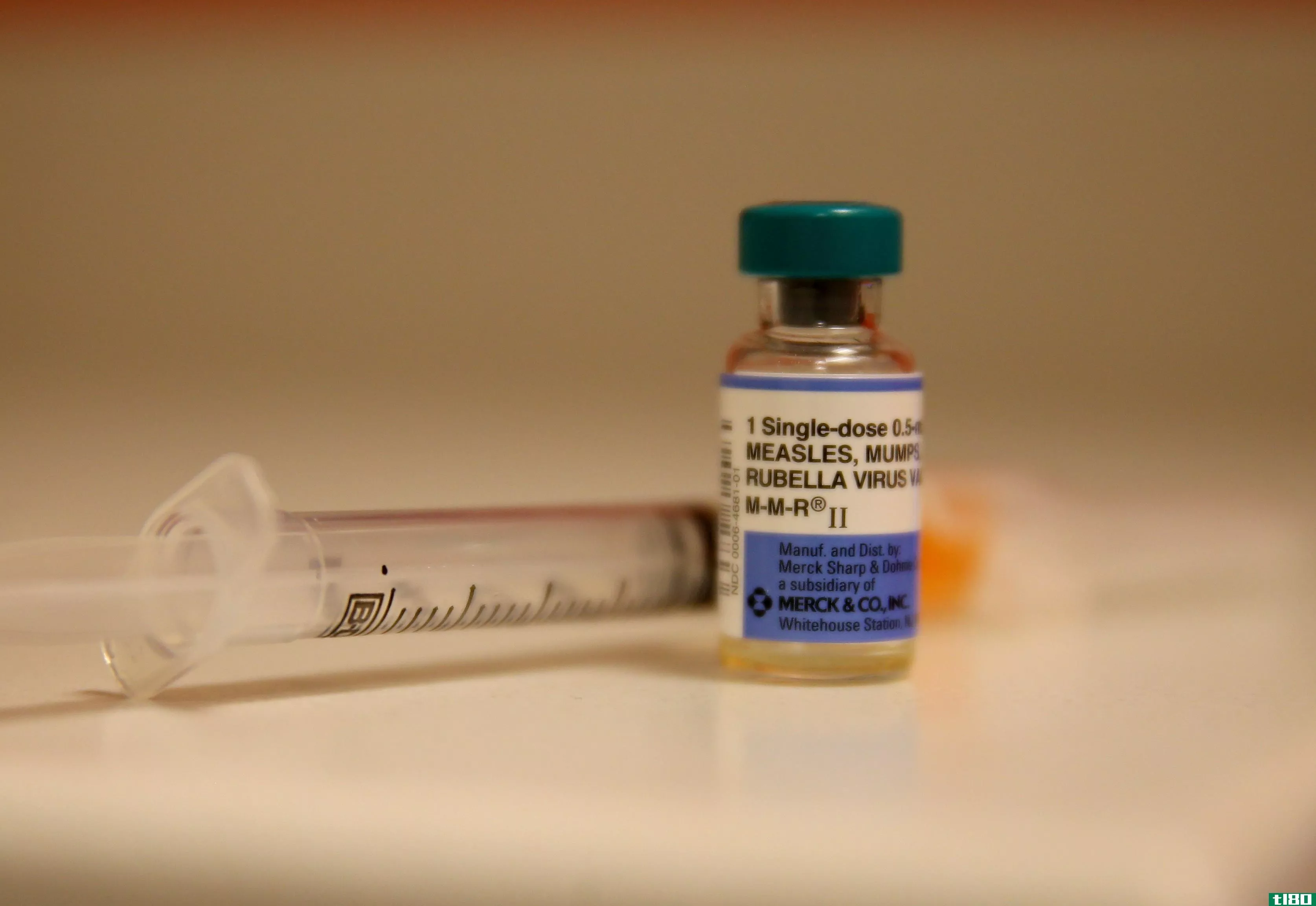 加州刚刚严厉打击不给孩子接种疫苗的父母