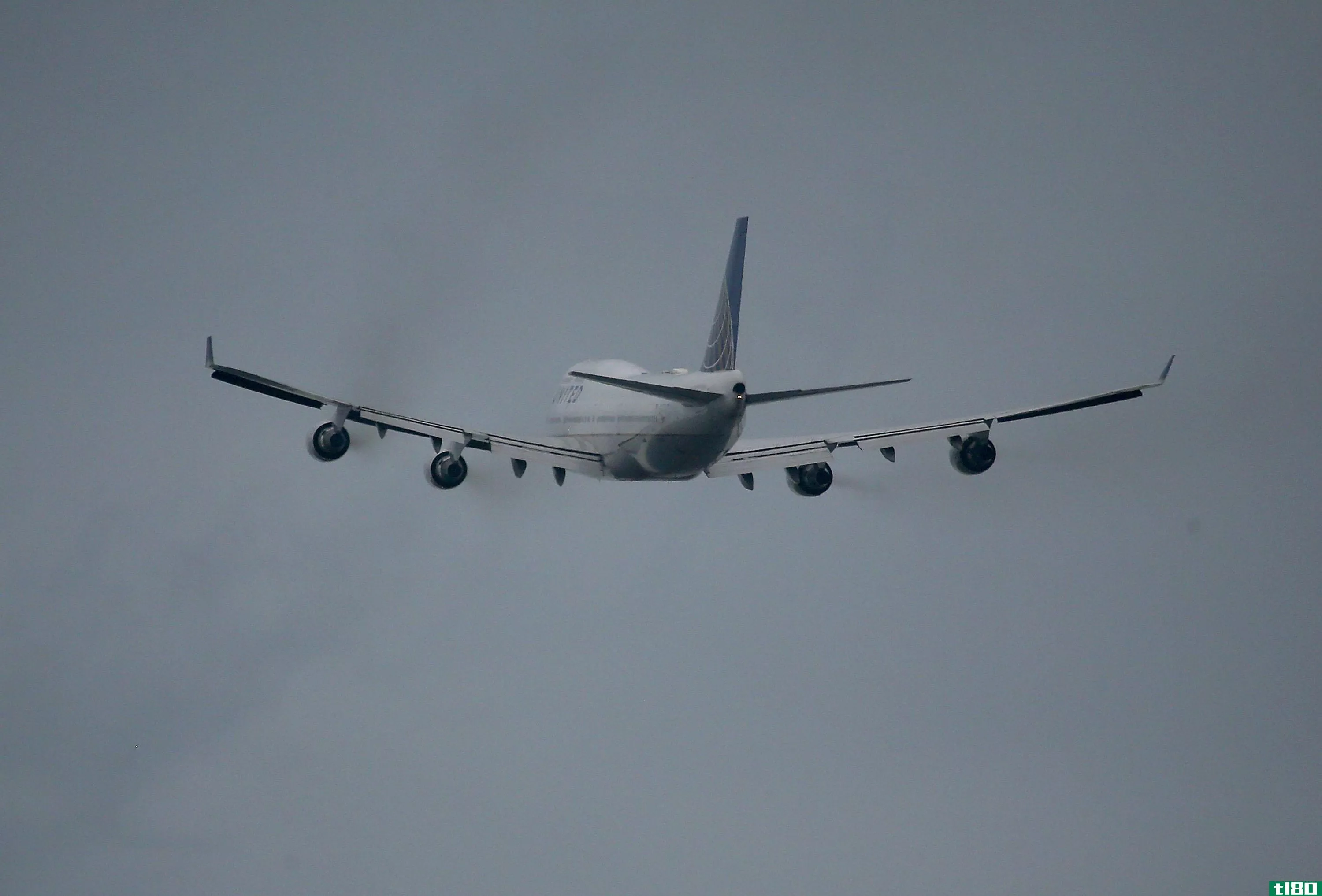 环保署正在为限制飞机排放奠定基础