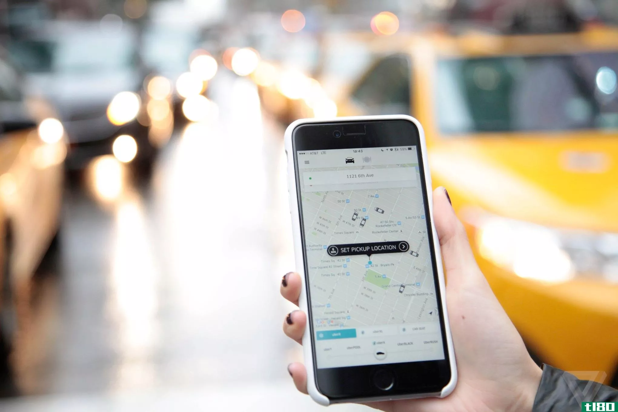 facebook messenger现在可以让你欢呼一辆uber汽车