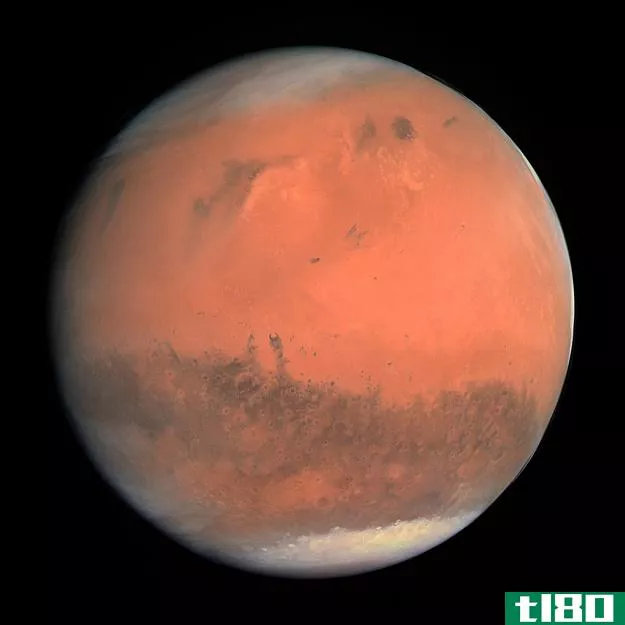 火星一号辩论麻省理工学院：首席执行官巴斯·兰斯多普仍然没有到达火星的计划