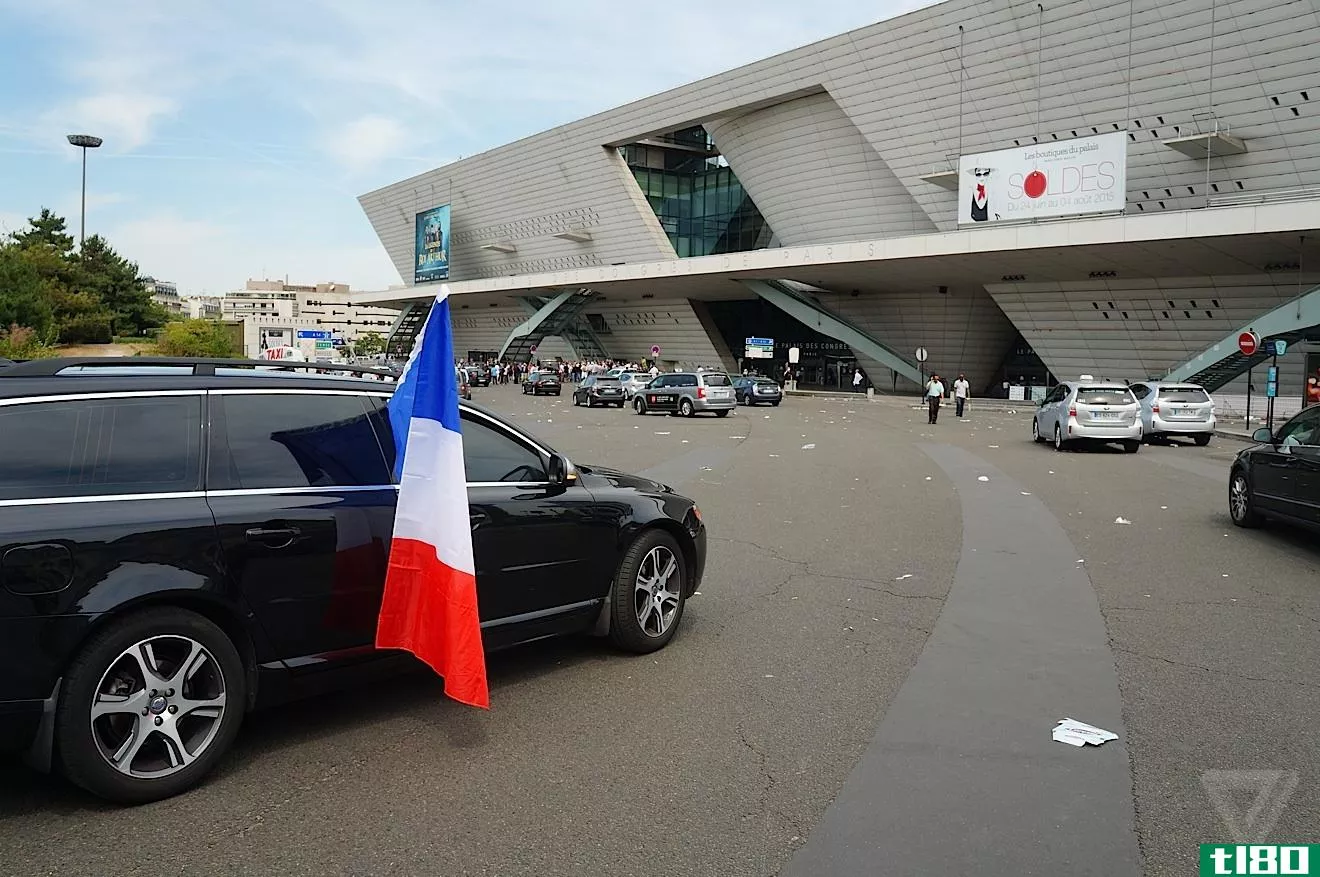 愤怒的法国uber司机创造了自己的uber
