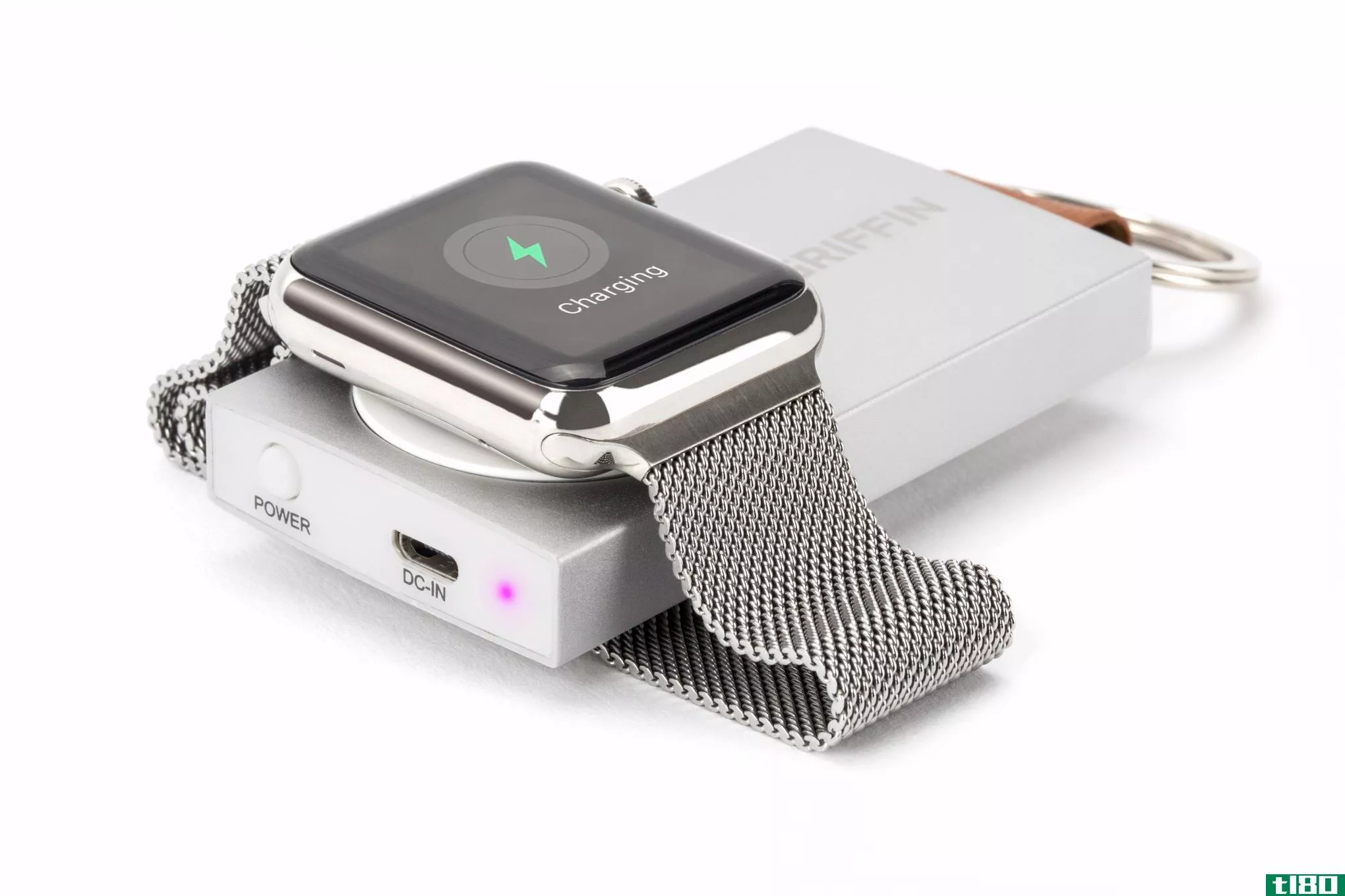 这是一个钥匙链大小的外部电池组为您的苹果手表