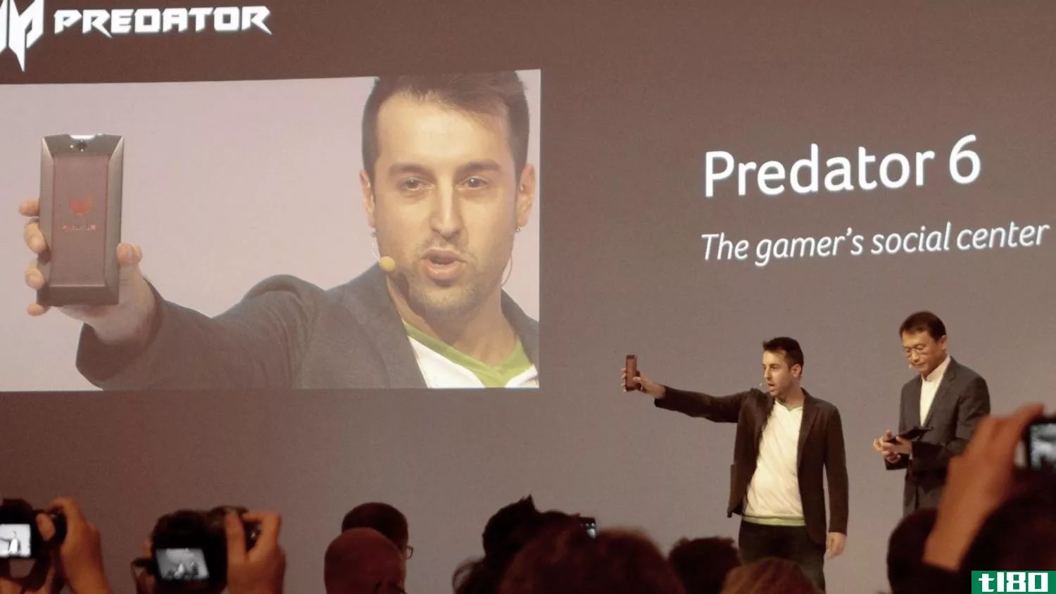 宏碁的predator 6是一款10核智能手机，专为游戏玩家打造