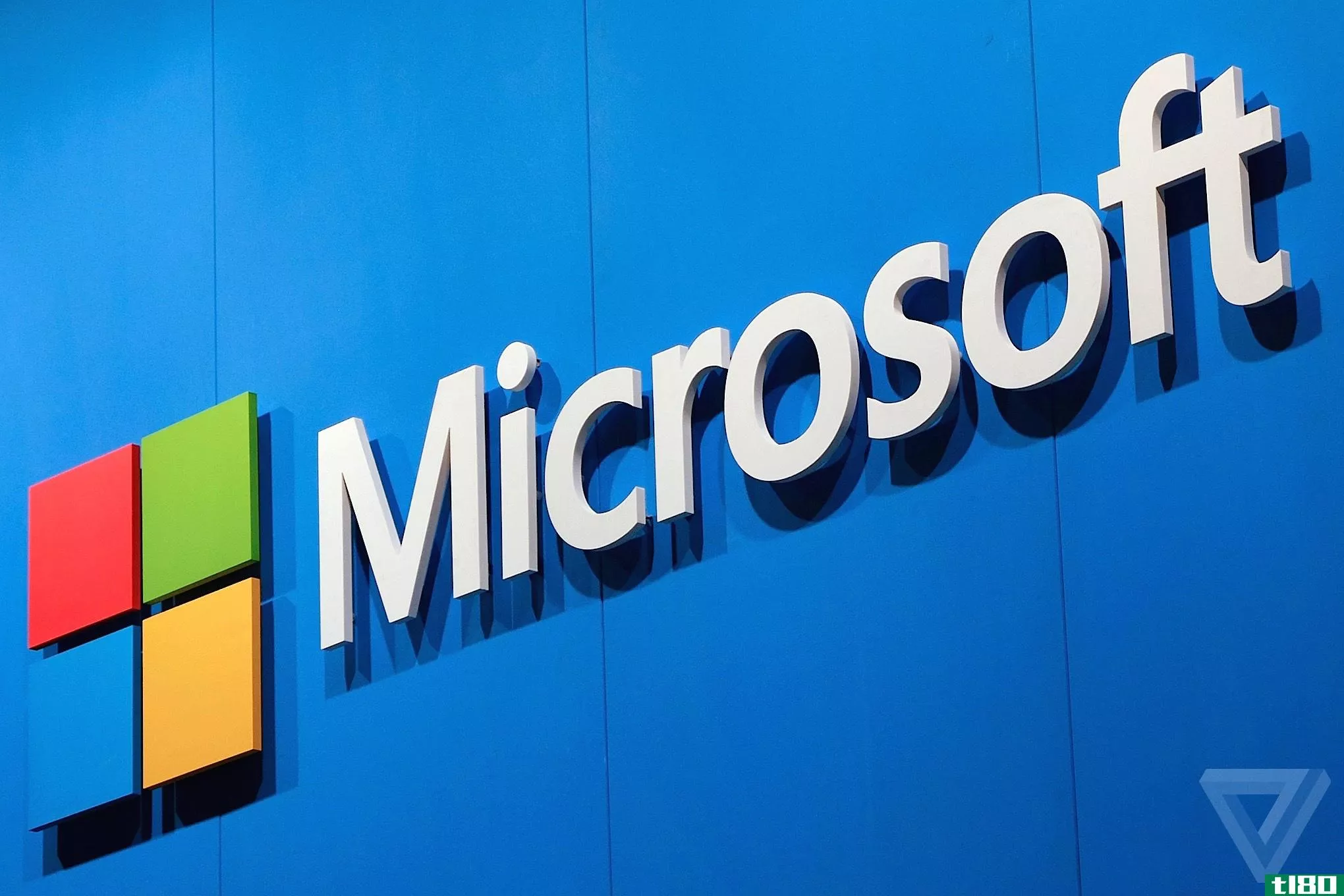 微软注销诺基亚交易76亿美元，宣布裁员7800人