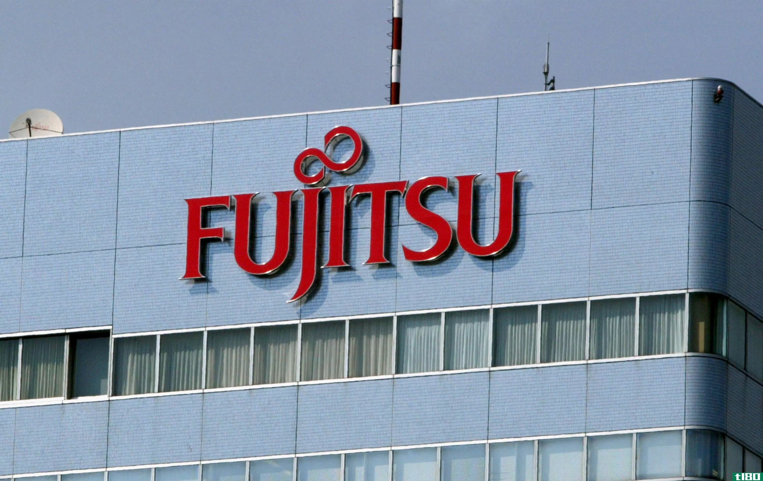 富士通（fujitsu）正将其个人电脑和手机部门拆分为新的公司