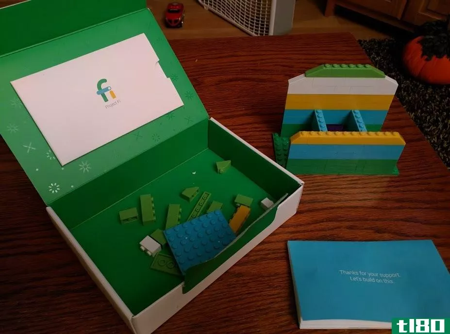谷歌正在向projectfi用户发送这个很酷的小乐高套件