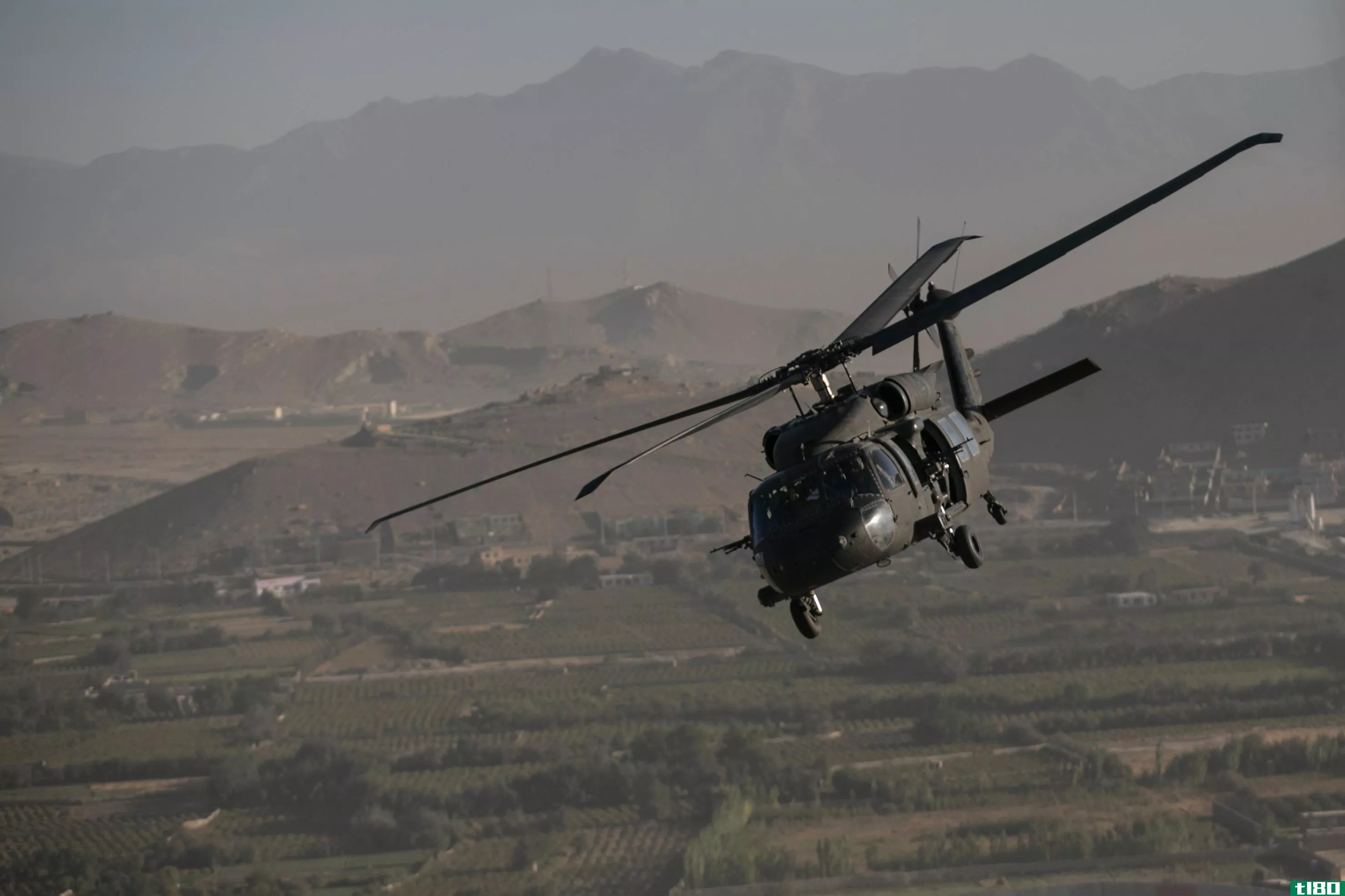 洛克希德马丁公司以90亿美元收购黑鹰直升机制造商西科斯基公司