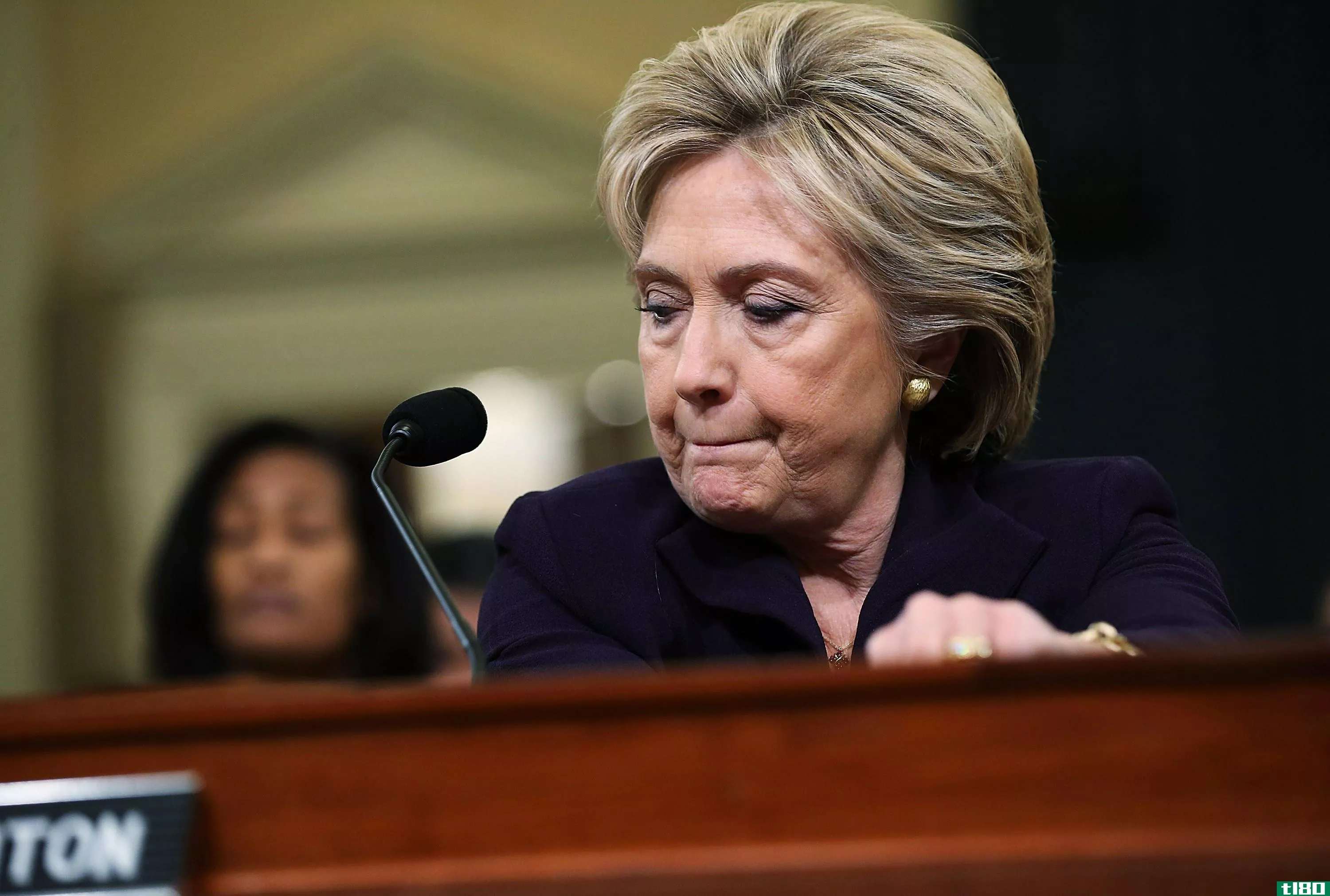 保守派团购snapchat过滤器在班加西听证会上嘲弄希拉里·克林顿