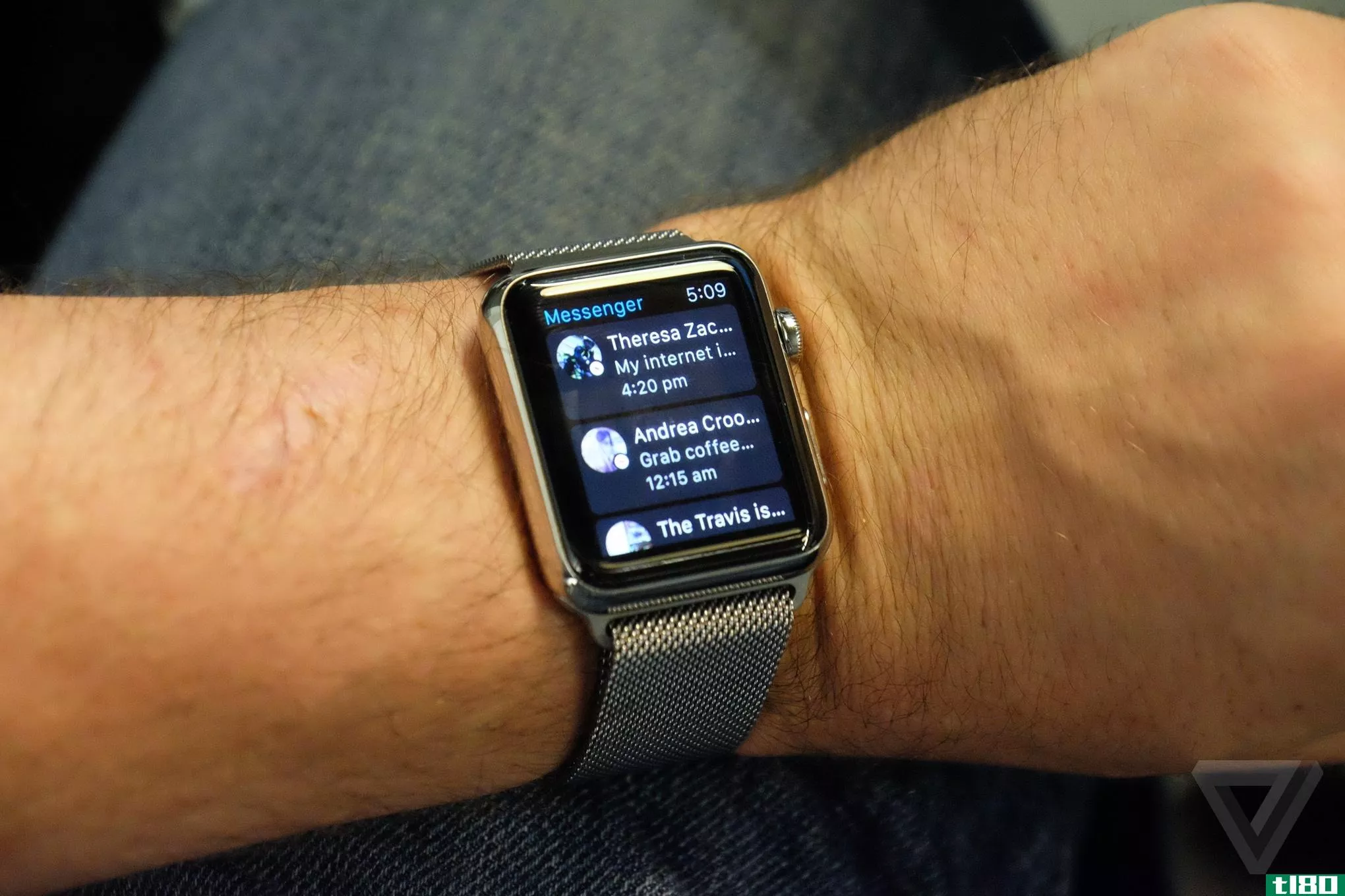 facebook messenger现在在apple watch上工作，支持ipad多任务