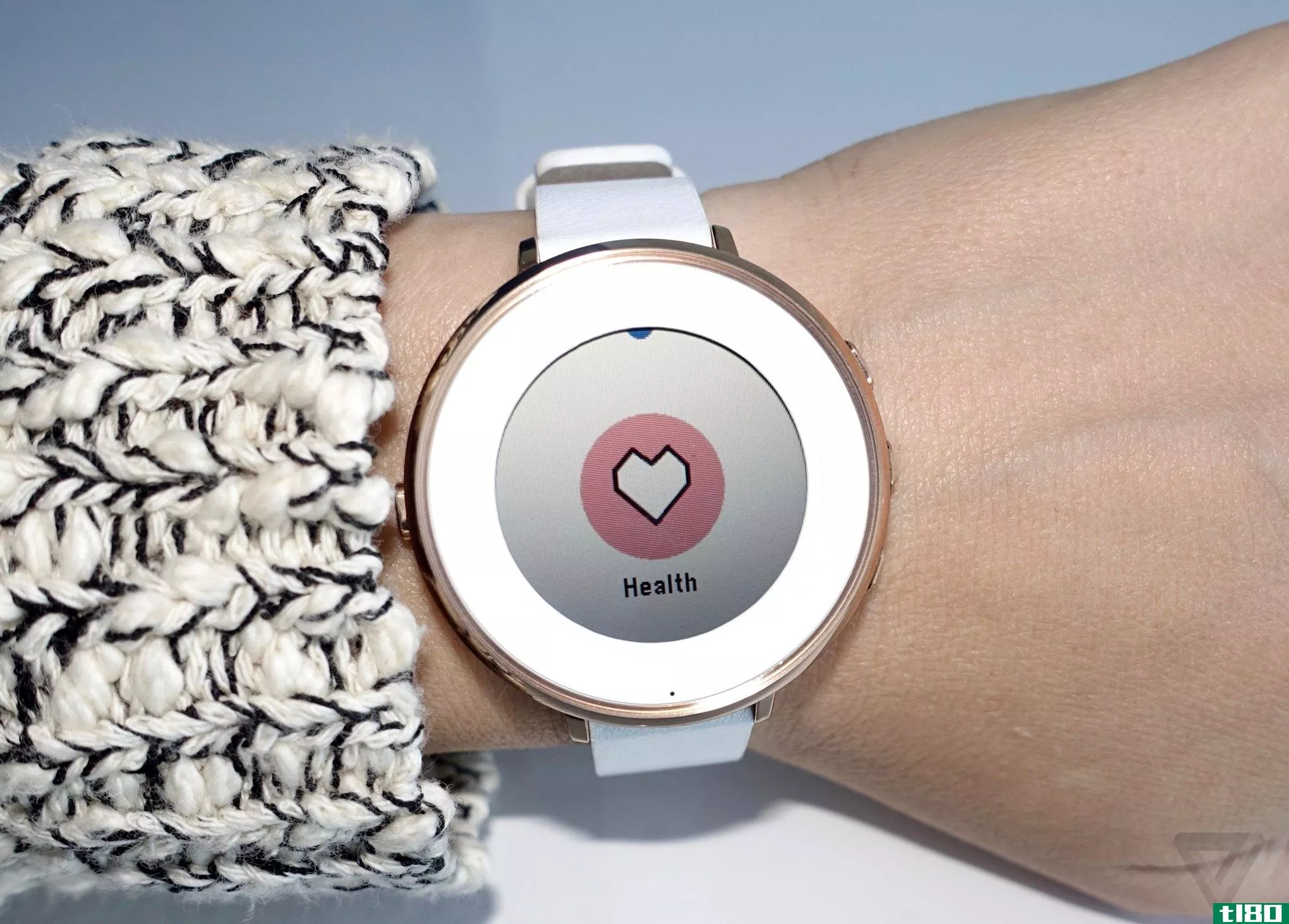 pebble智能手表终于实现了真正的健康跟踪