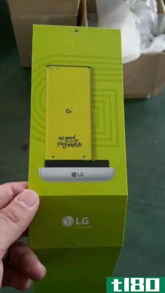 LG G5 removable battery rumor
