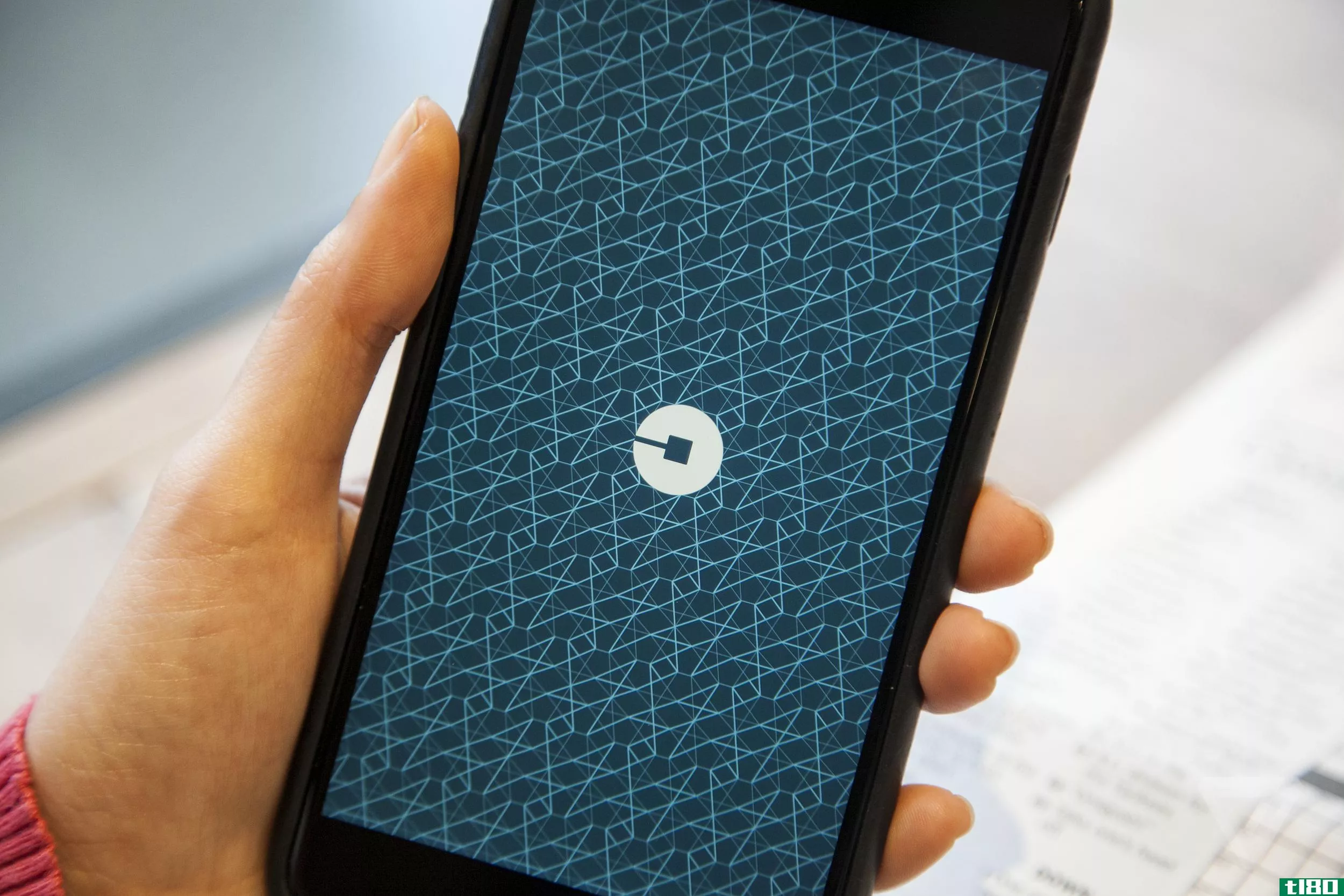 优步（uber）正在为洛杉矶的一些用户提供一款亚马逊（amazon）秀场平板电脑的豪华游乐设施