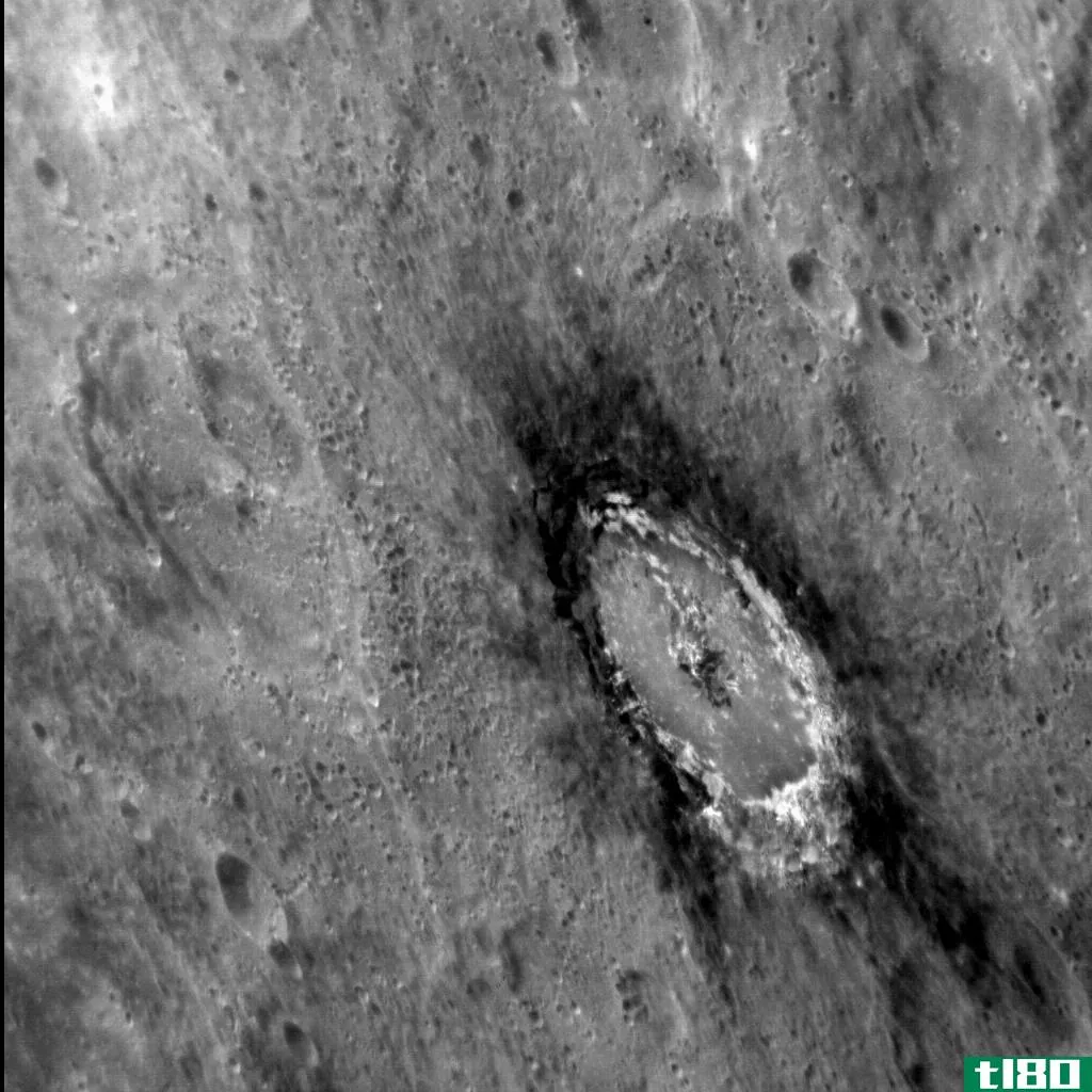我们终于知道了水星是如何变成深灰色的：一种古老的碳壳