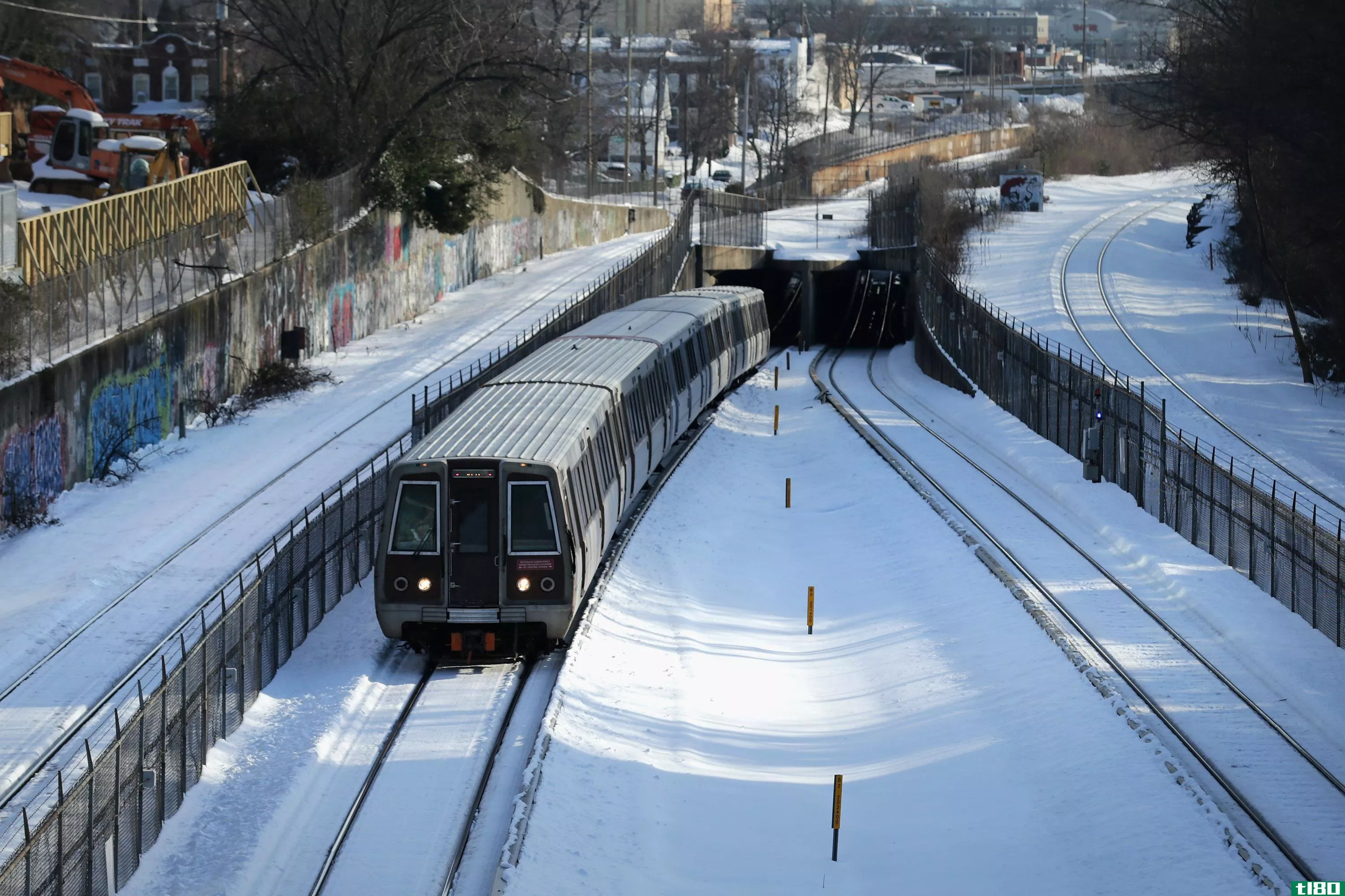 华盛顿特区的地铁系统，美国第二繁忙的，正在关闭一整天