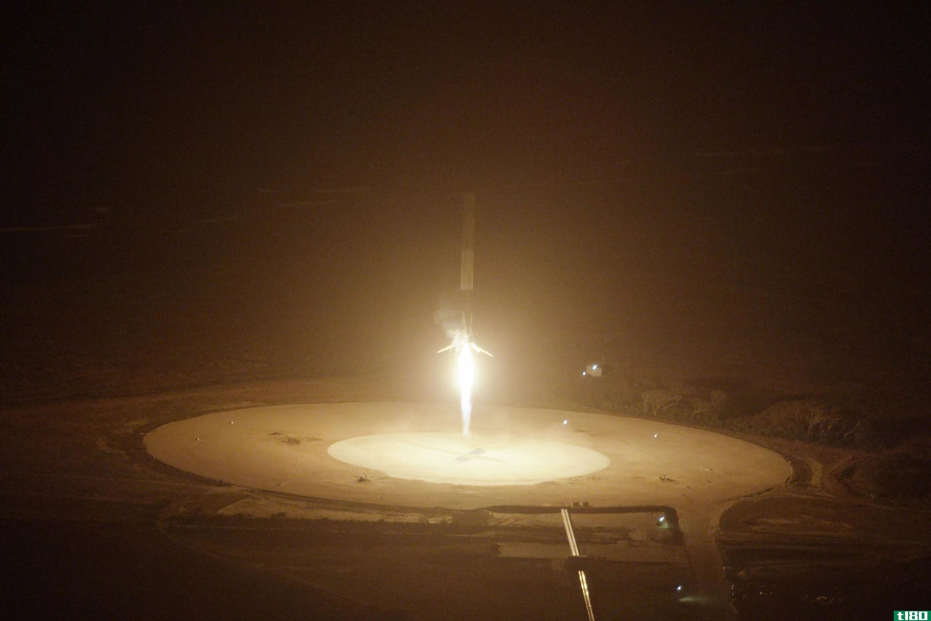 spacex将于7月再次尝试在坚实的地面着陆