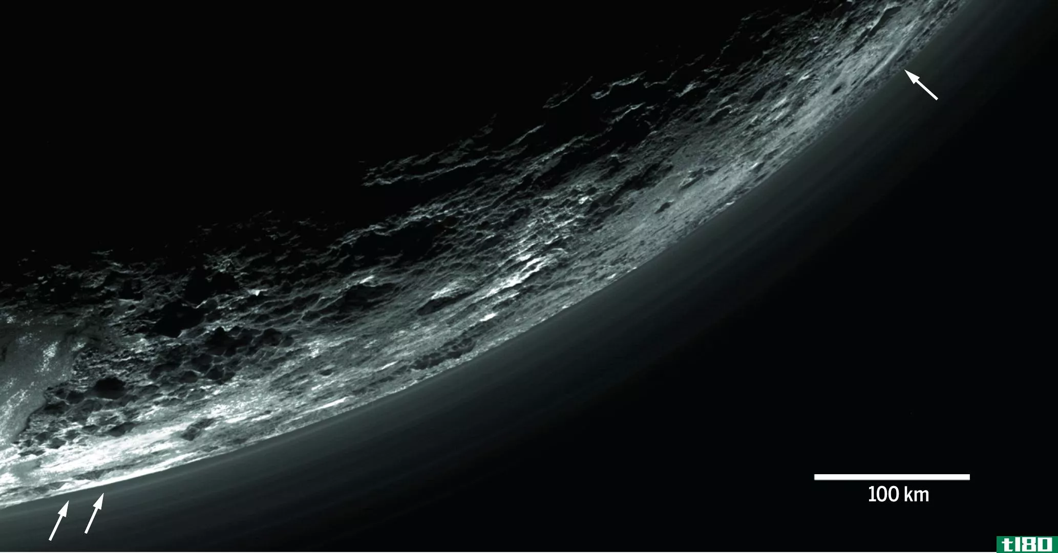 新的研究描绘了冥王星多样的景观和活跃表面的详细画面