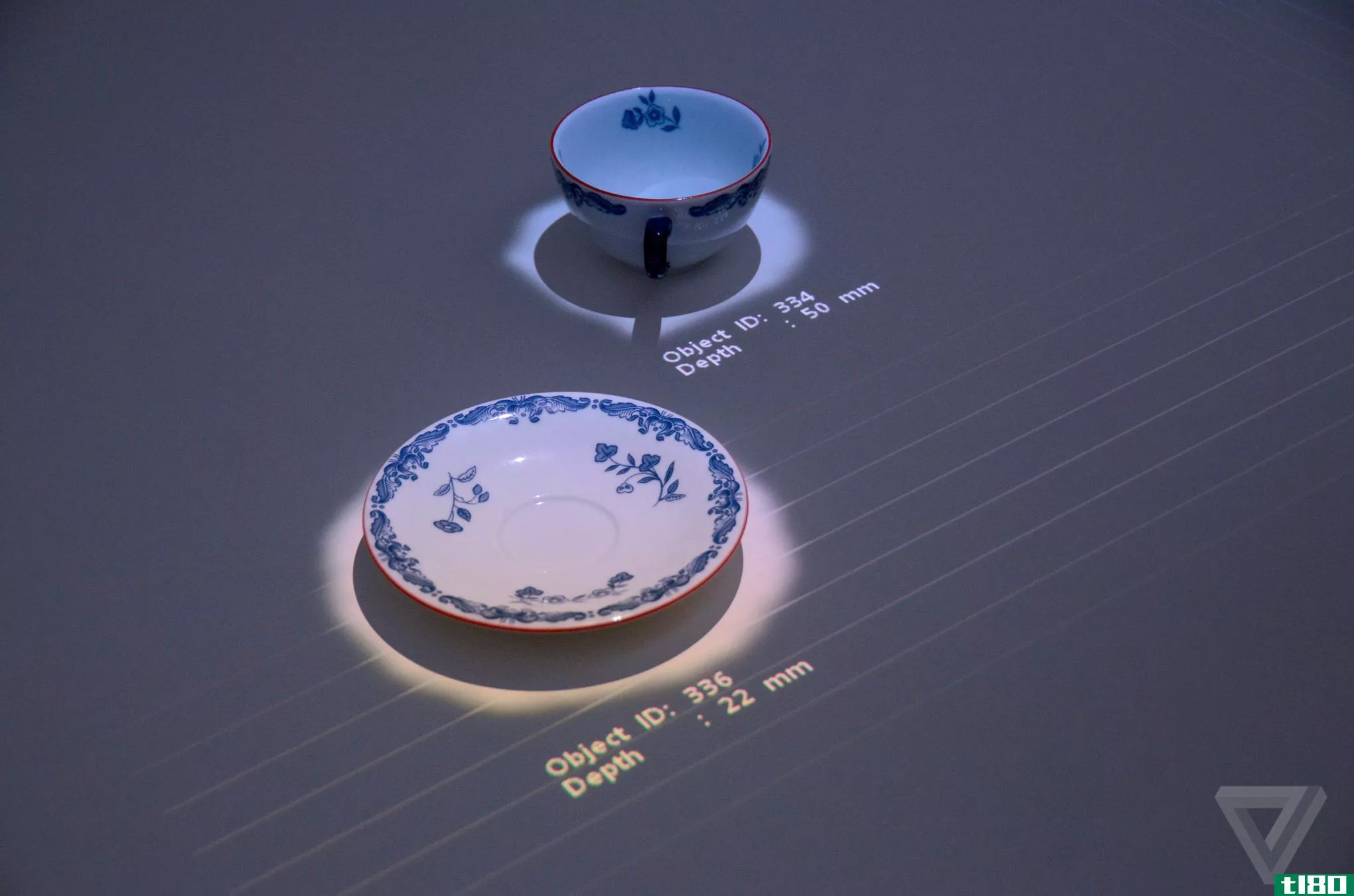 索尼的投影仪原型可以将任何桌面变成触摸屏