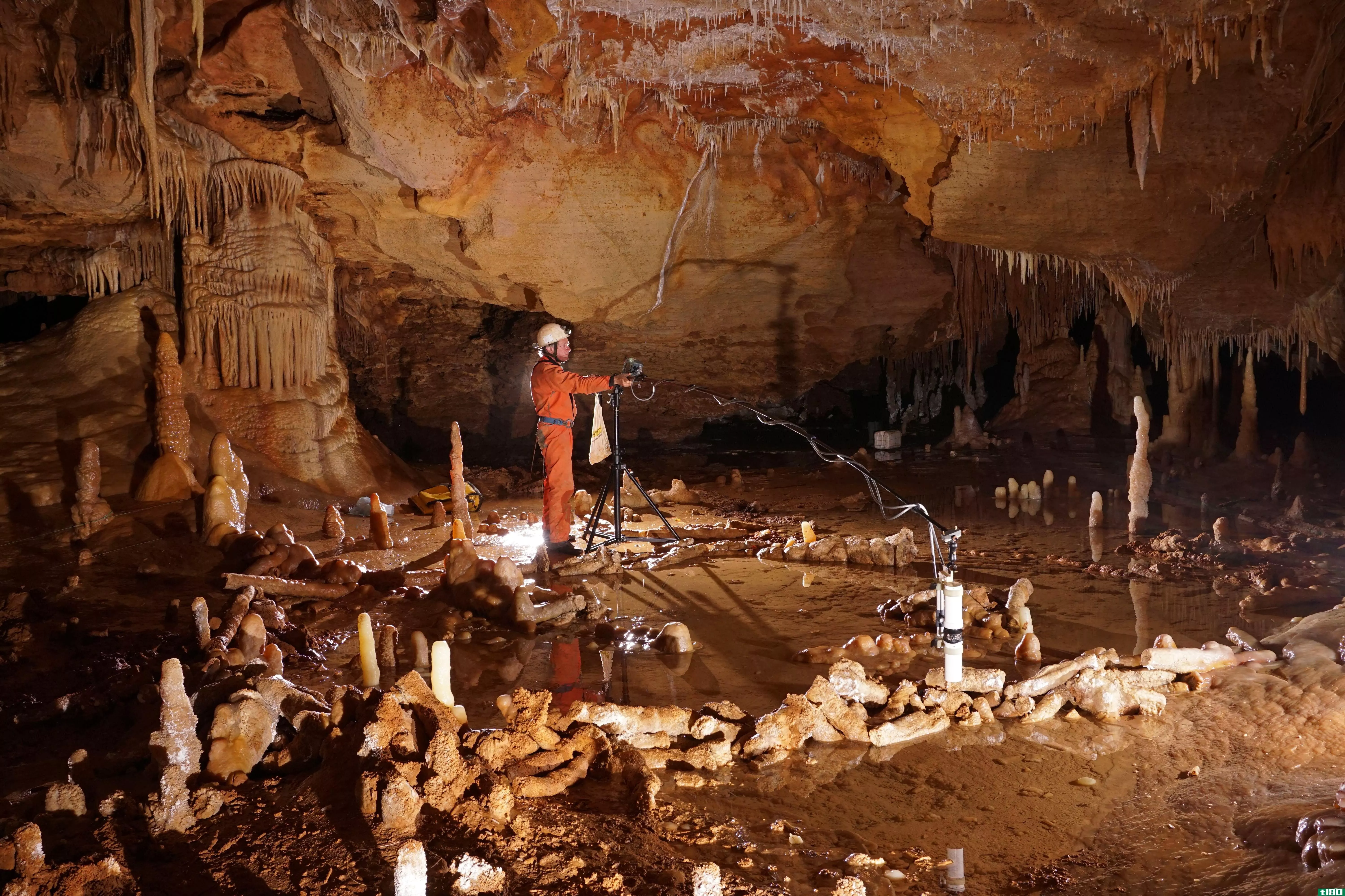 尼安德特人建造复杂洞穴的时间比我们想象的要长得多