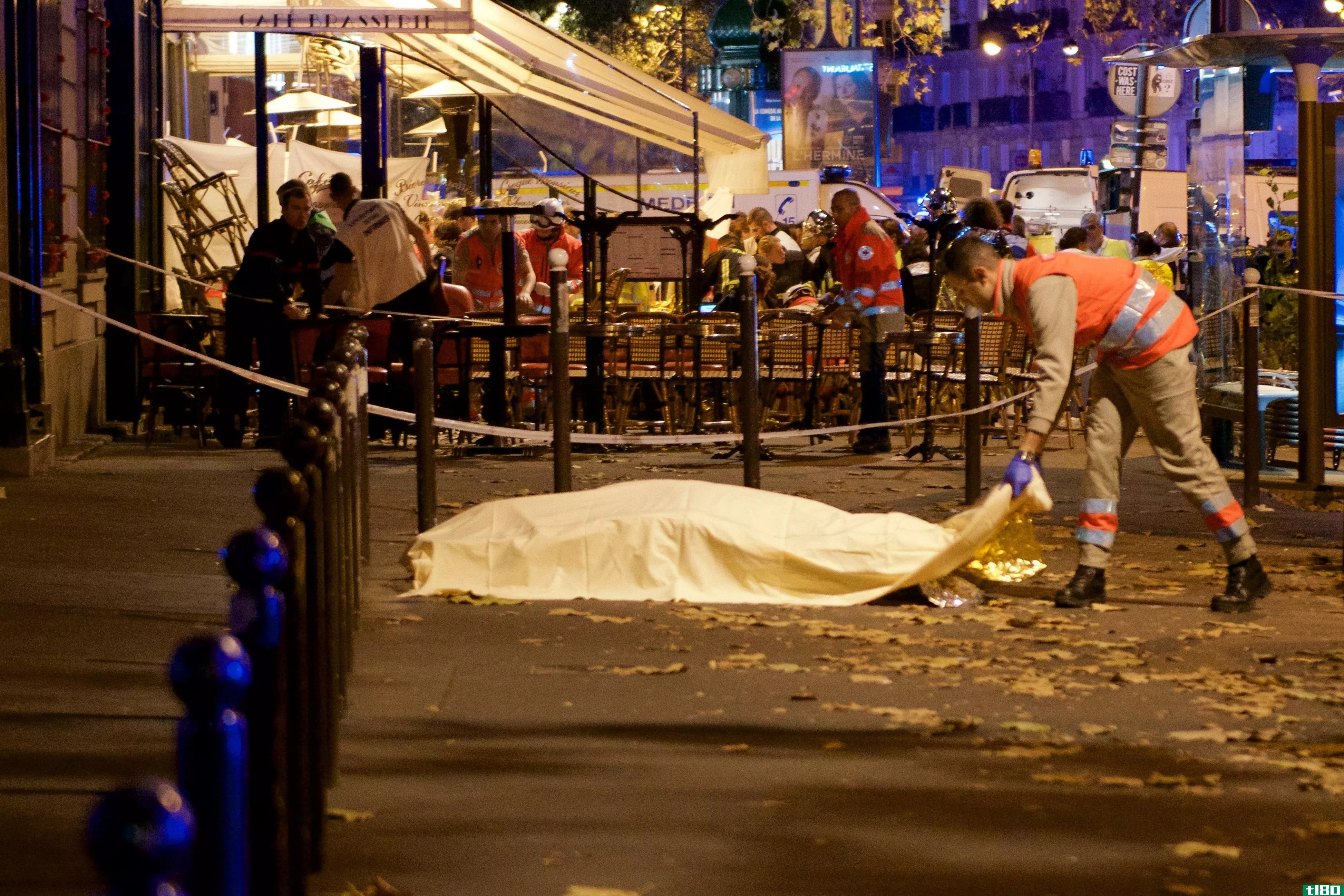 摄影记者因巴黎袭击受害者的照片面临刑事指控