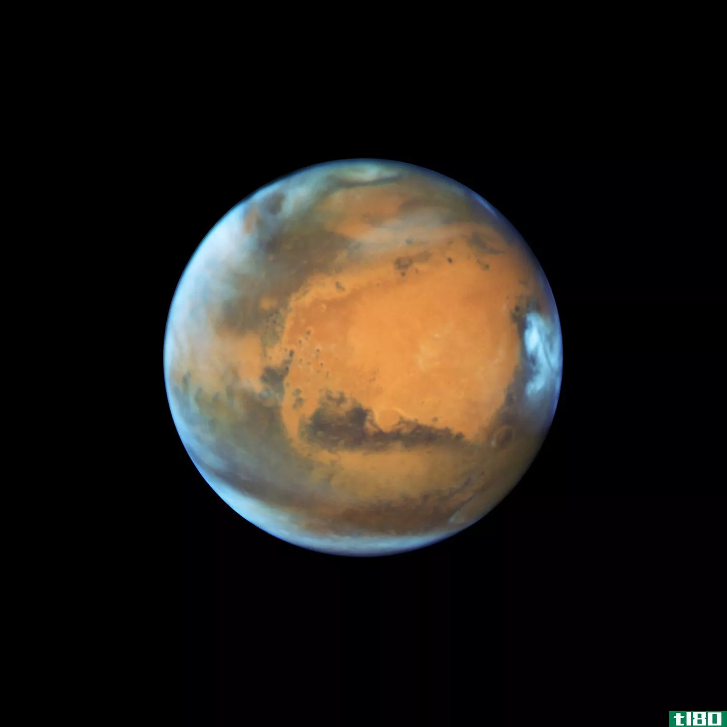 哈勃刚刚拍到了一张最酷的火星照片