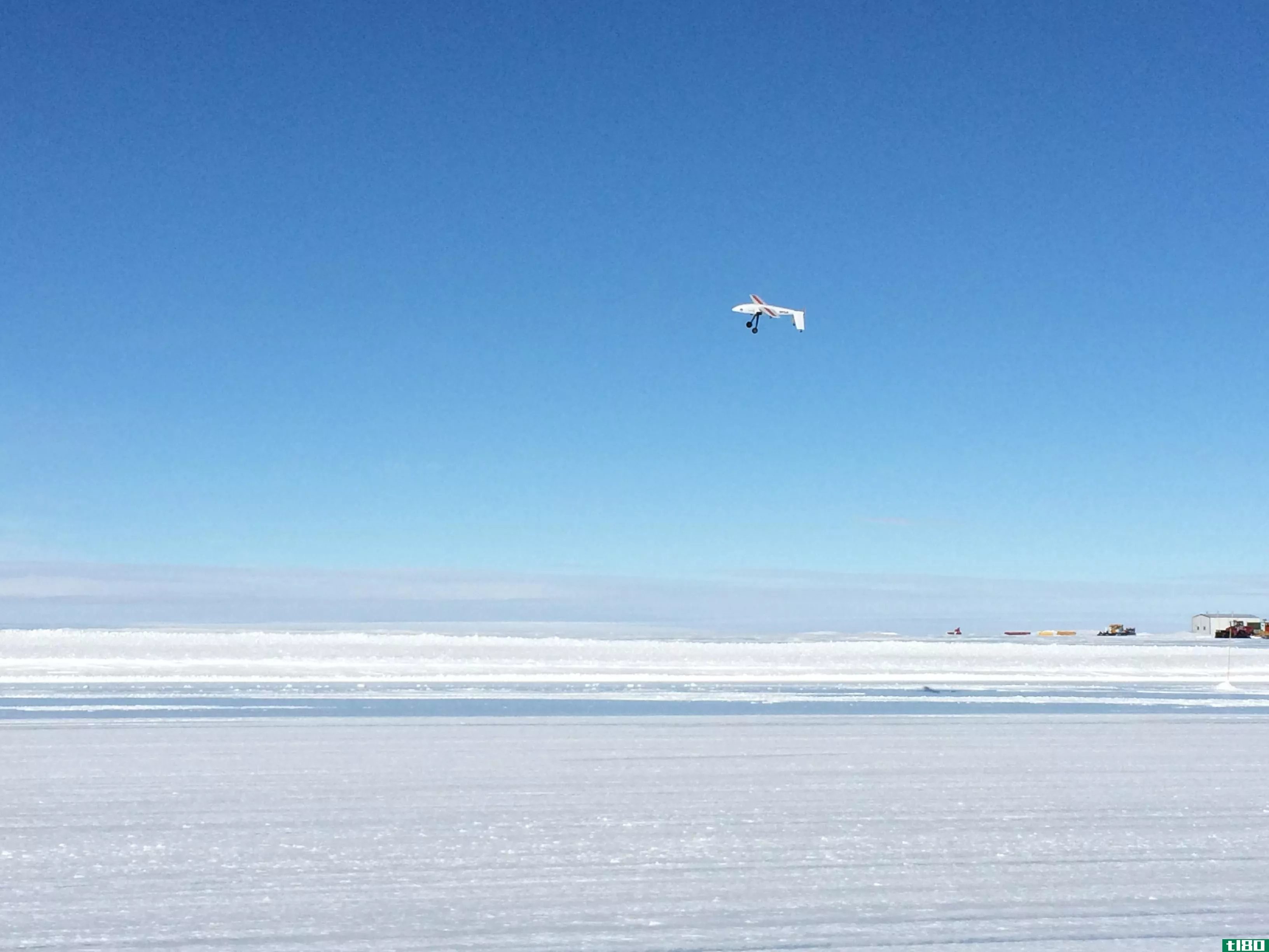 新型可改装无人机可以帮助研究人员扫描不断变化的南极冰架