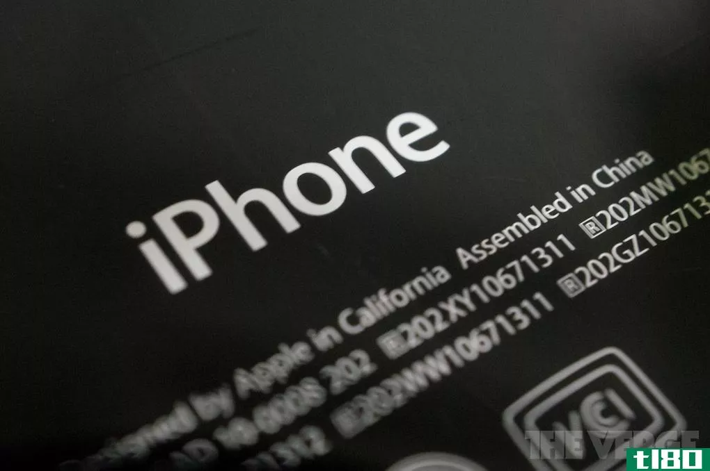 法庭文件详细列出了13个“类似”的苹果设备正在接受联邦调查局的调查