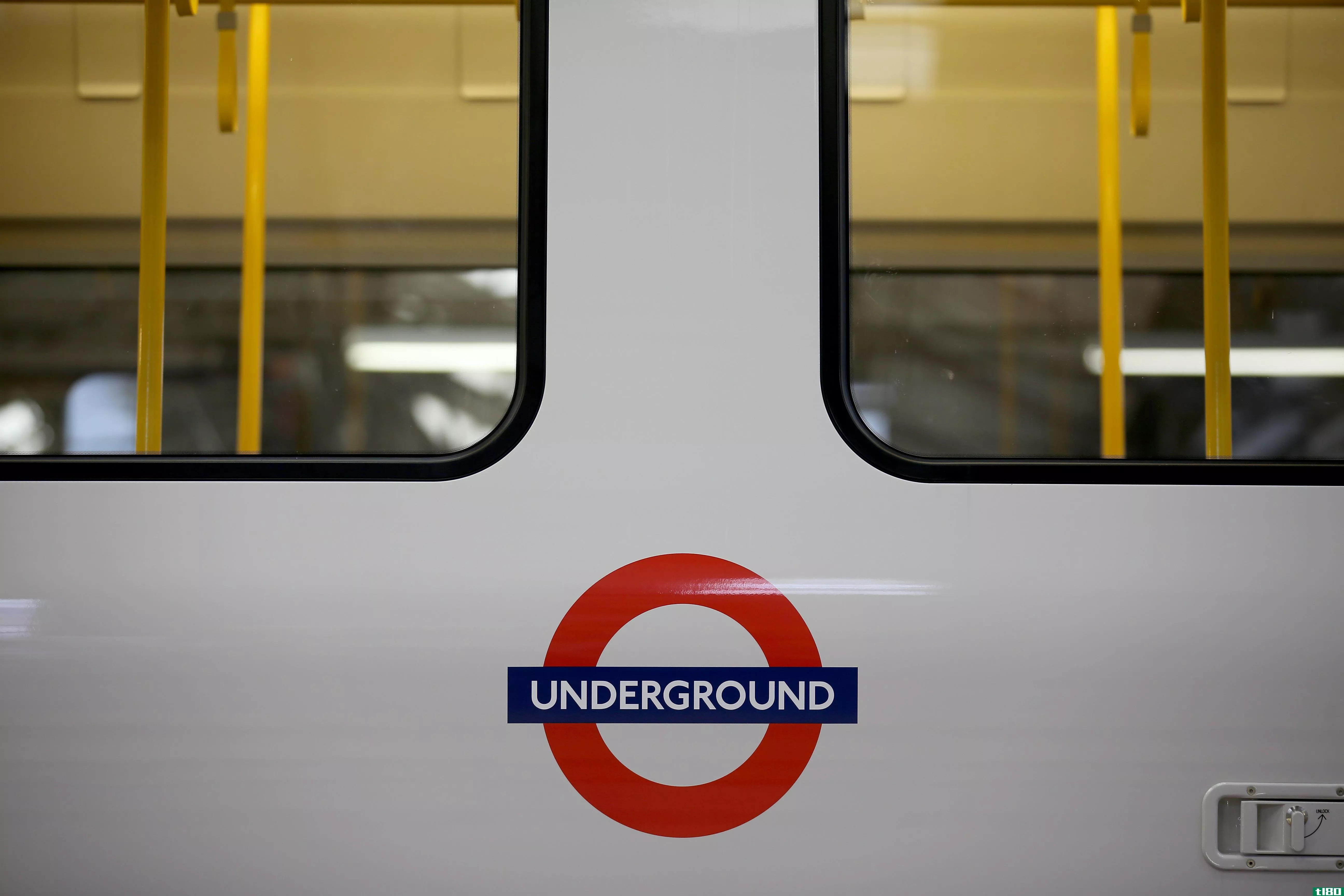 有苹果支付的伦敦人可以免费乘坐地铁三天