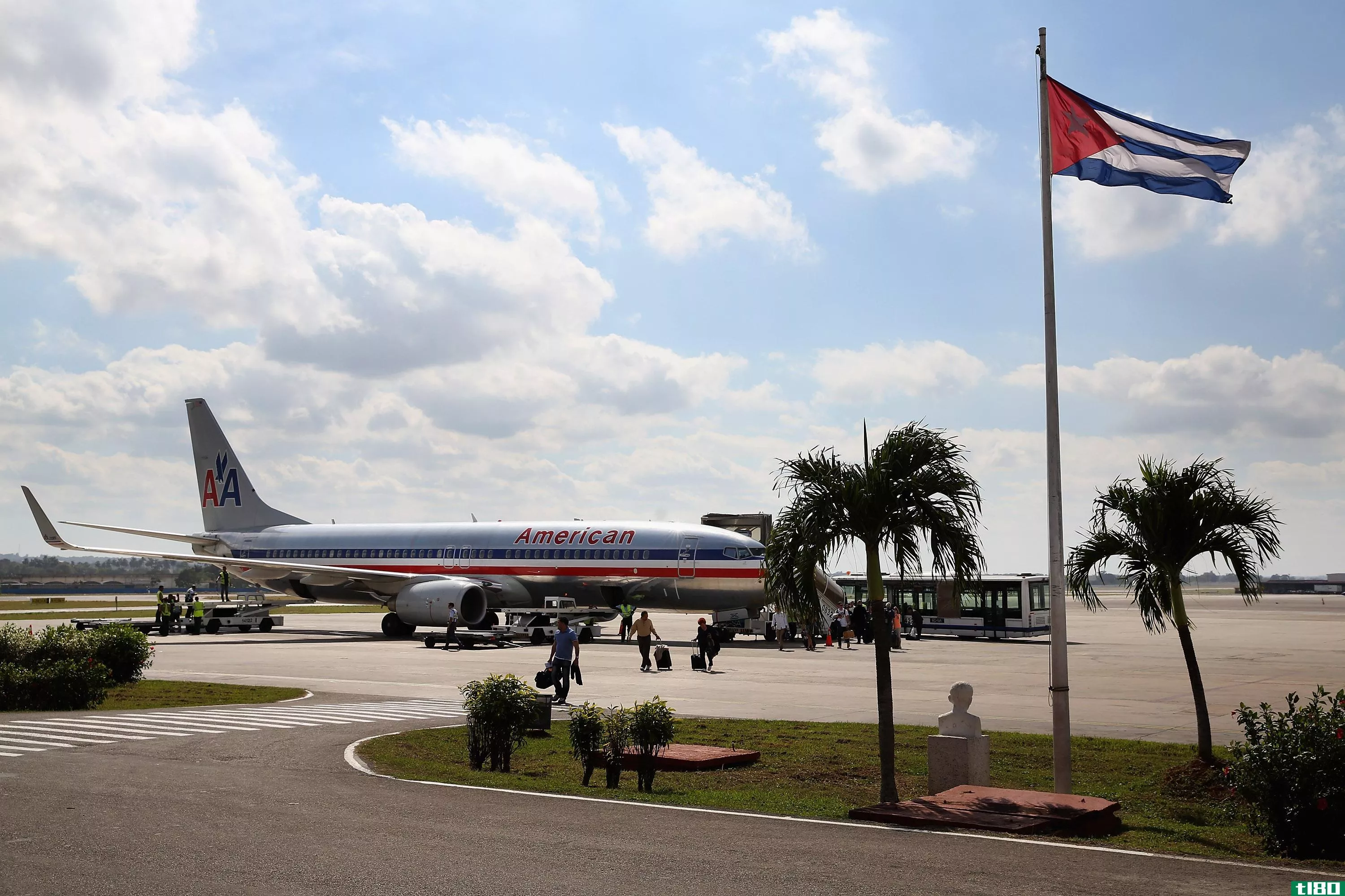 美国和古巴已正式同意恢复商业航空旅行