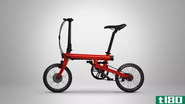小米的廉价，可折叠电动自行车看起来非常适合城市通勤