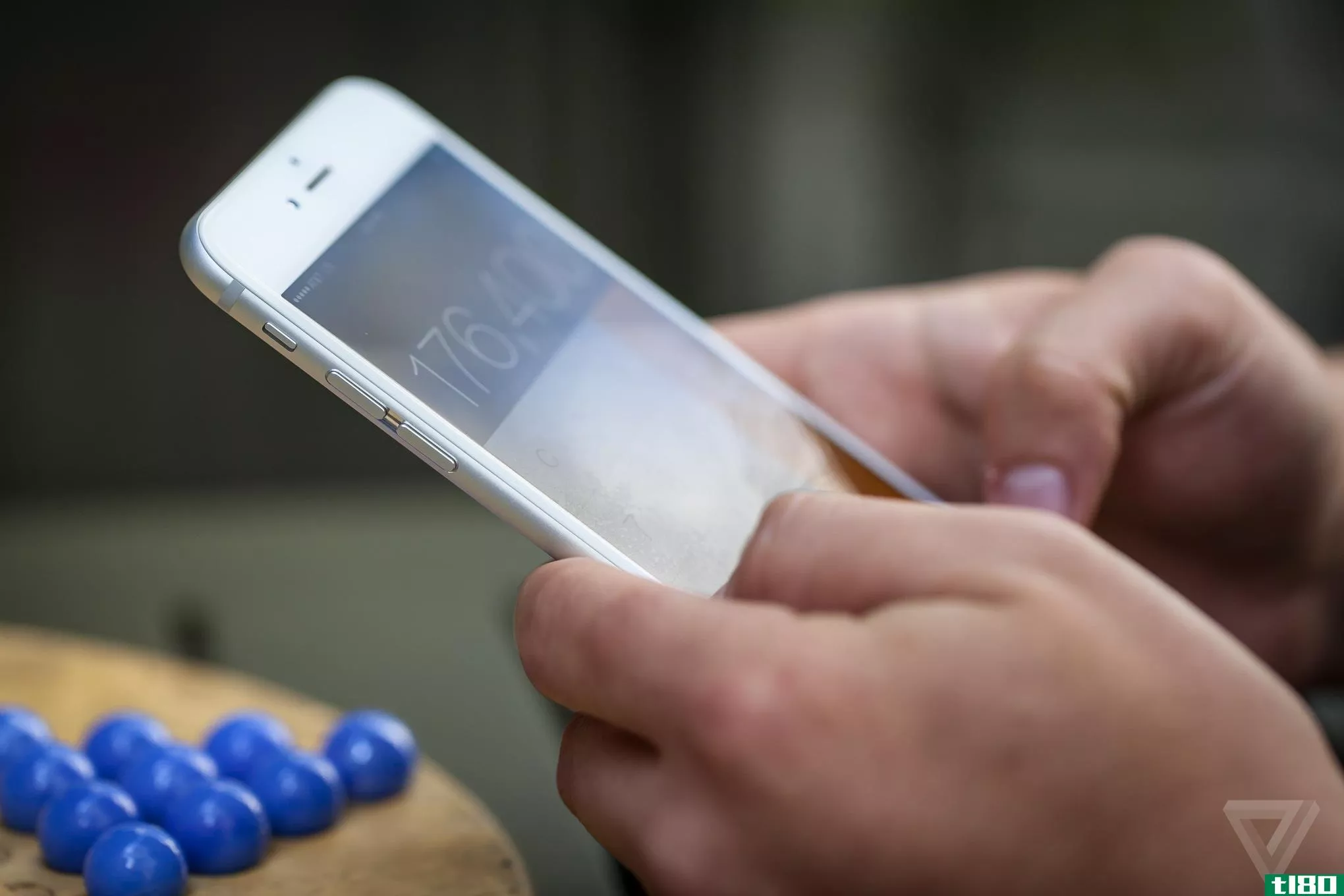 苹果推出iPhone6 plus“触碰病”缺陷修复计划
