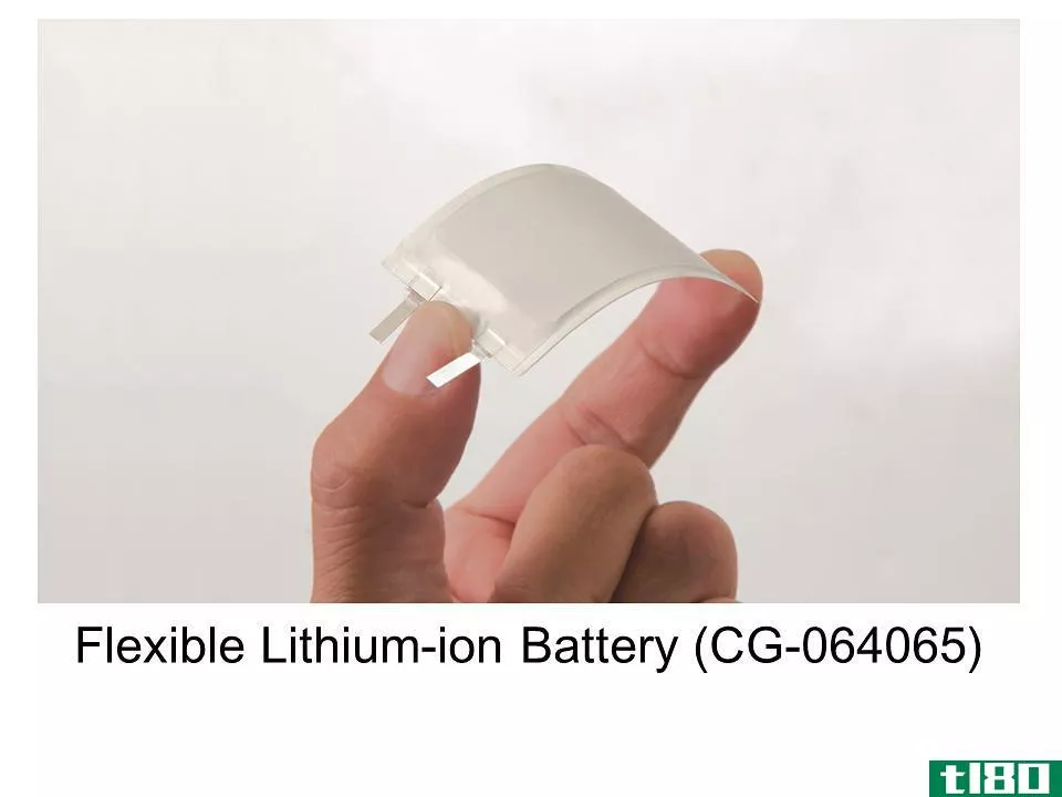 松下的新型柔性电池有朝一日可以为可弯曲的手机供电
