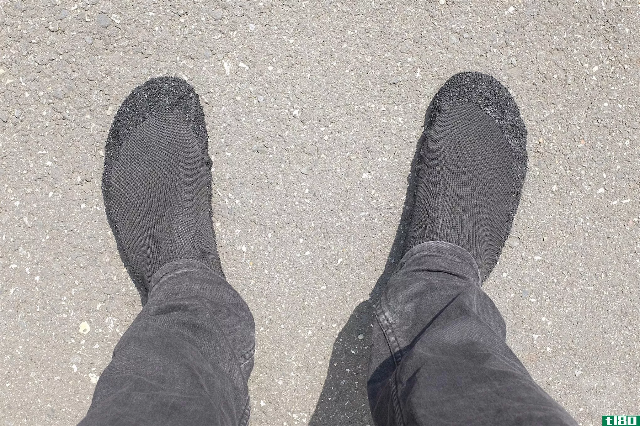 这些超硬的袜子差点让我不穿鞋子了