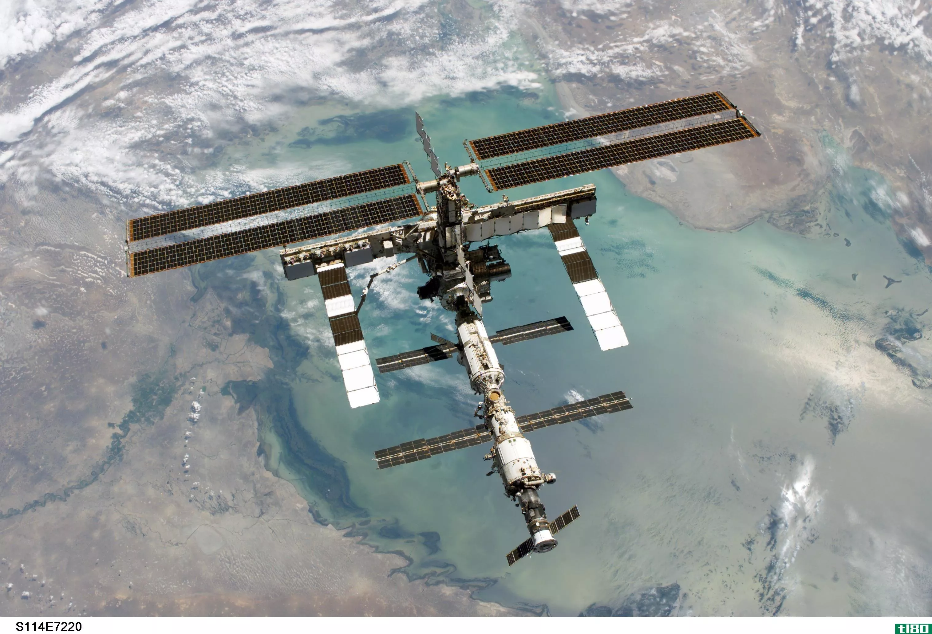 美国宇航局宣布其深空栖息地的航空航天合作伙伴