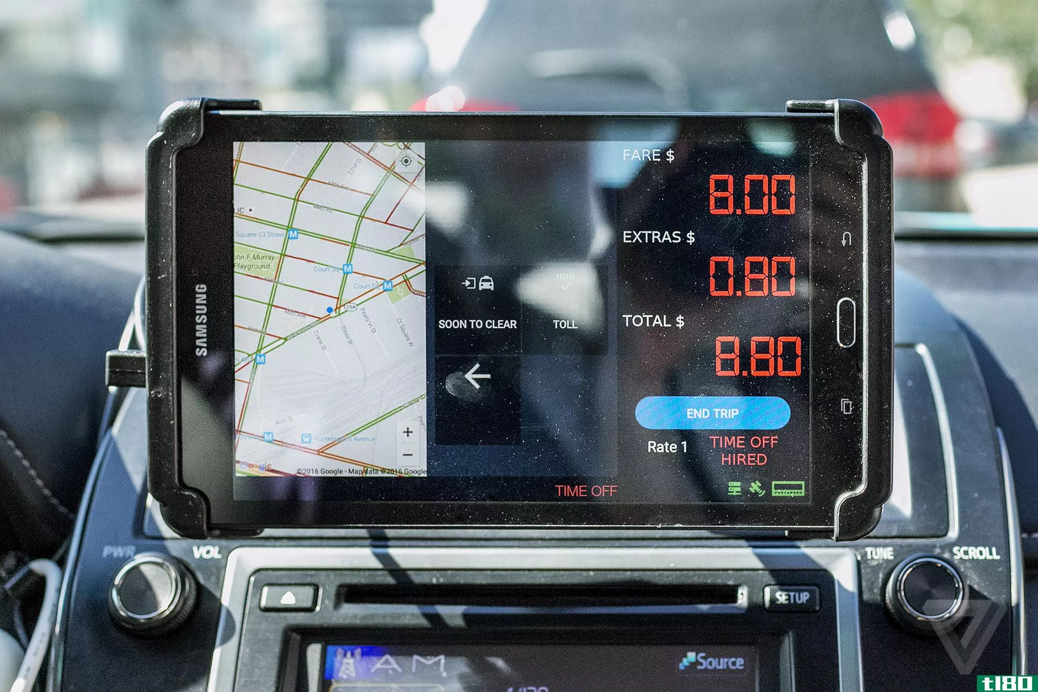 黄色出租车在与uber的战争中有了一个新武器：小玩意