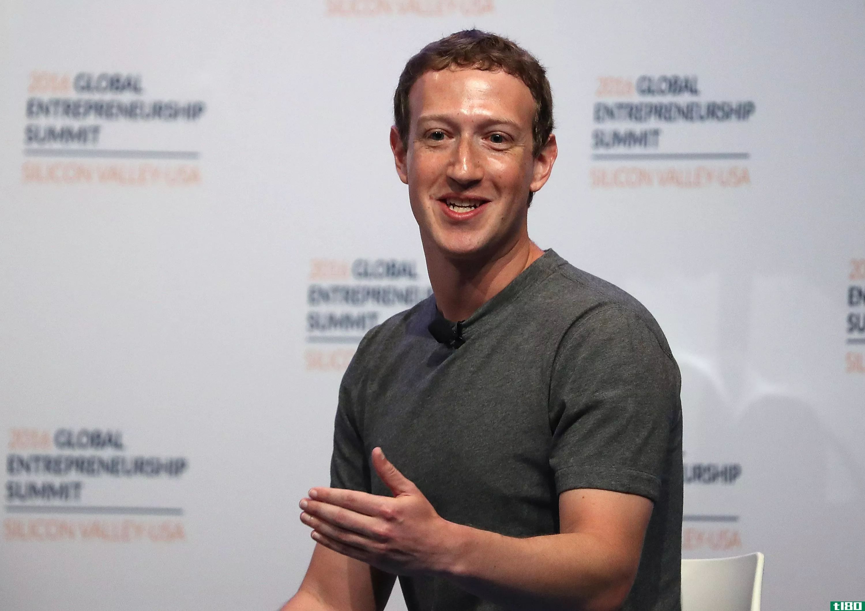 马克·扎克伯格概述了facebook将如何解决假新闻问题