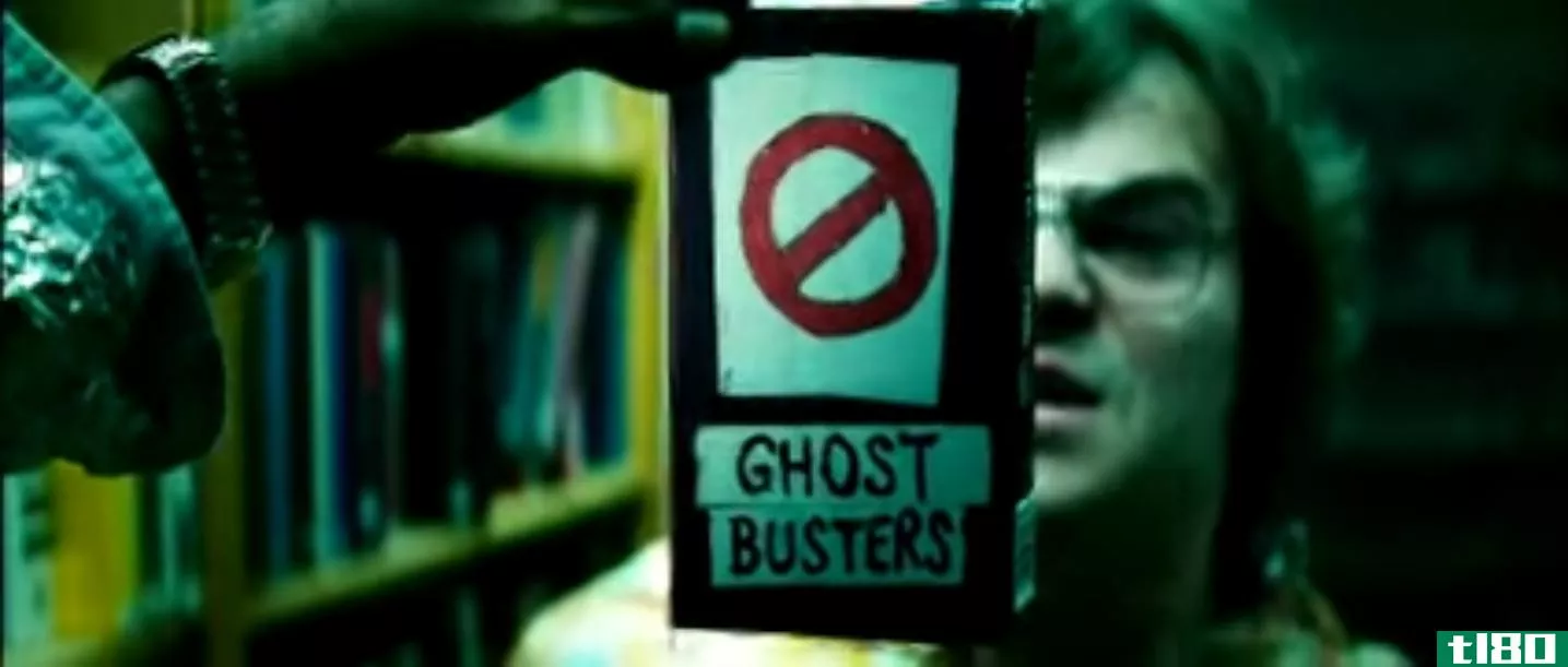 summer's ghostbusters音乐视频的5秒在斯派克·琼兹脚下鞠躬