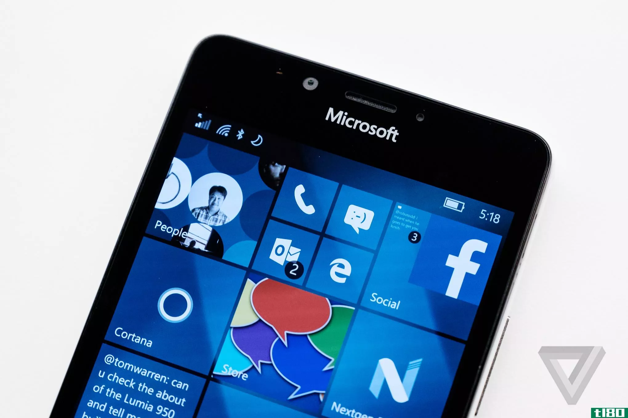 微软开始推出Windows10手机周年更新