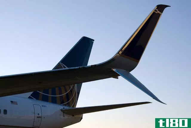 联合航空公司新的基本经济票价禁止携带行李