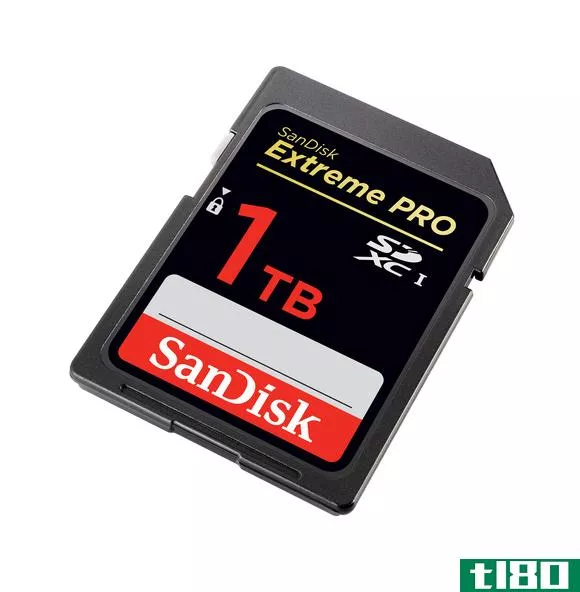 sandisk的1tb sd卡比笔记本电脑有更多的存储空间