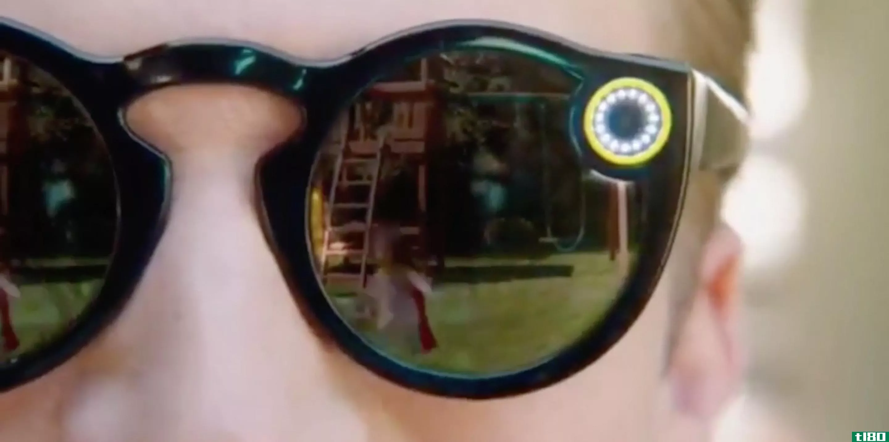 snapchat的秘密相机太阳镜刚刚出现在视频中
