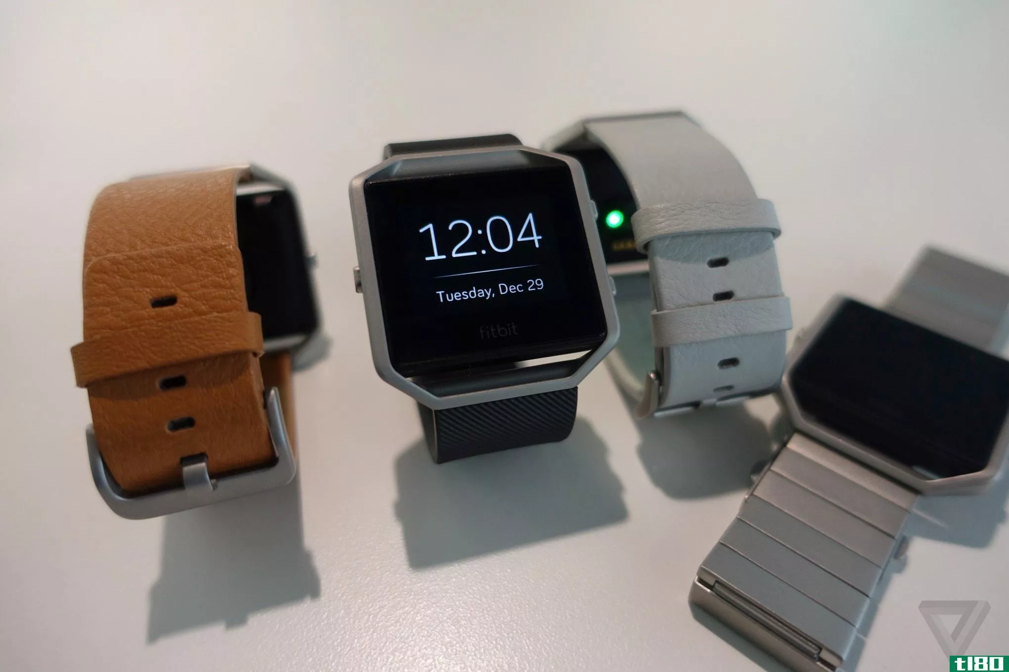 fitbit首席执行官否认即将推出的smartwatch推迟上市