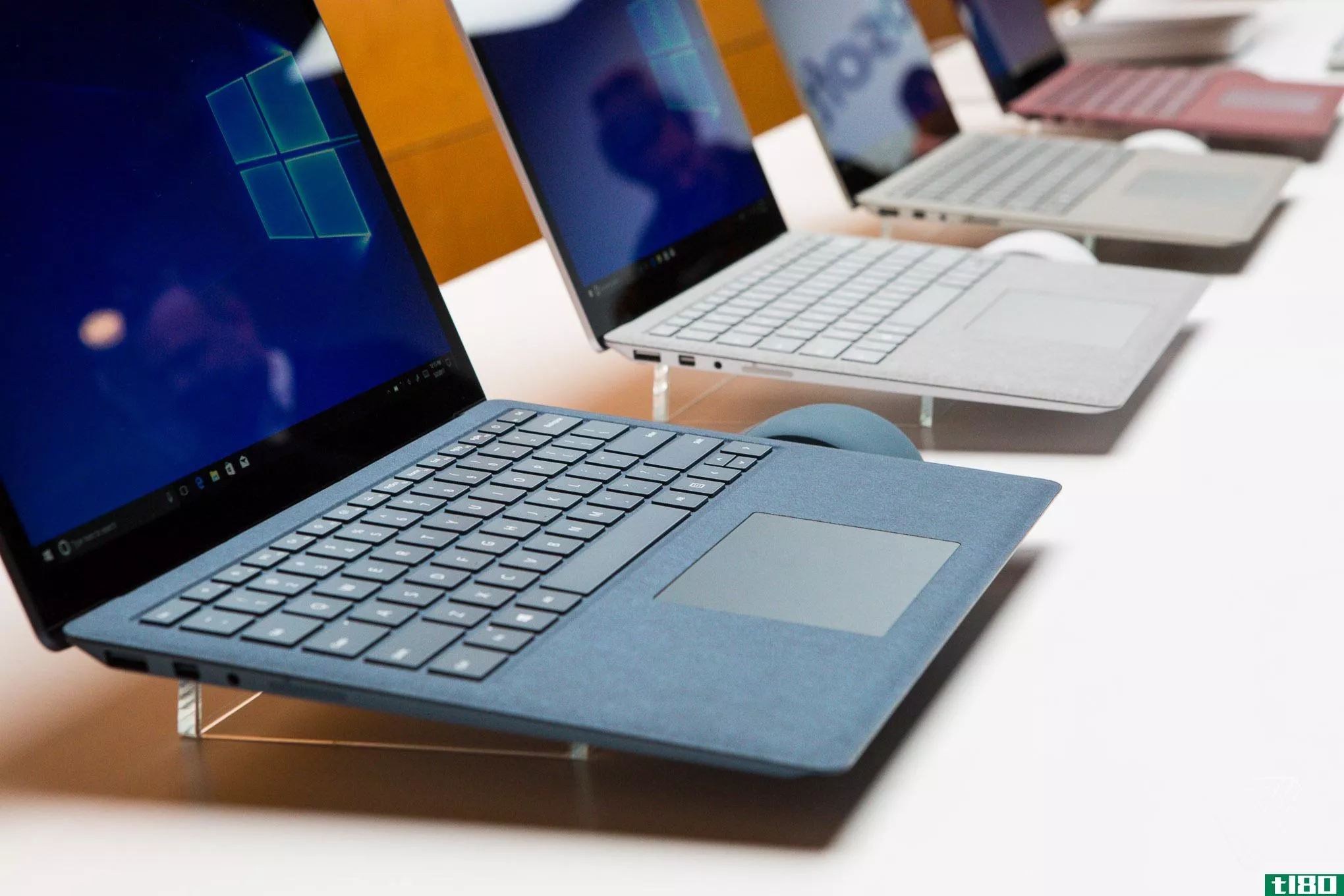 微软的surface笔记本电脑感觉很漂亮