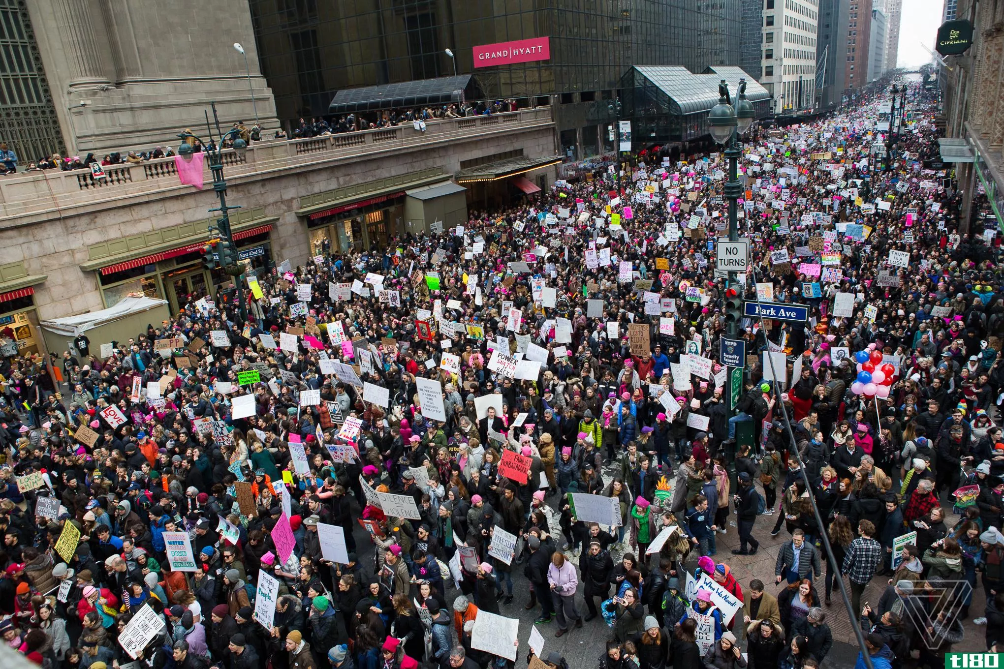 华盛顿和全国妇女游行的照片