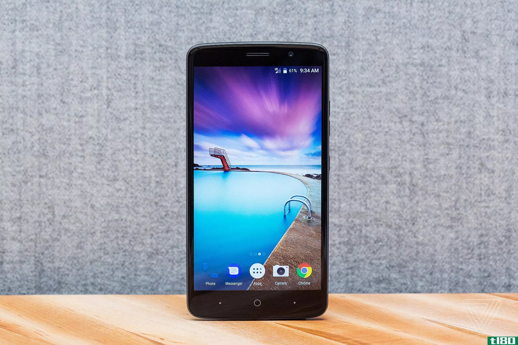 中兴宣布推出6英寸android nougat手机，售价130美元