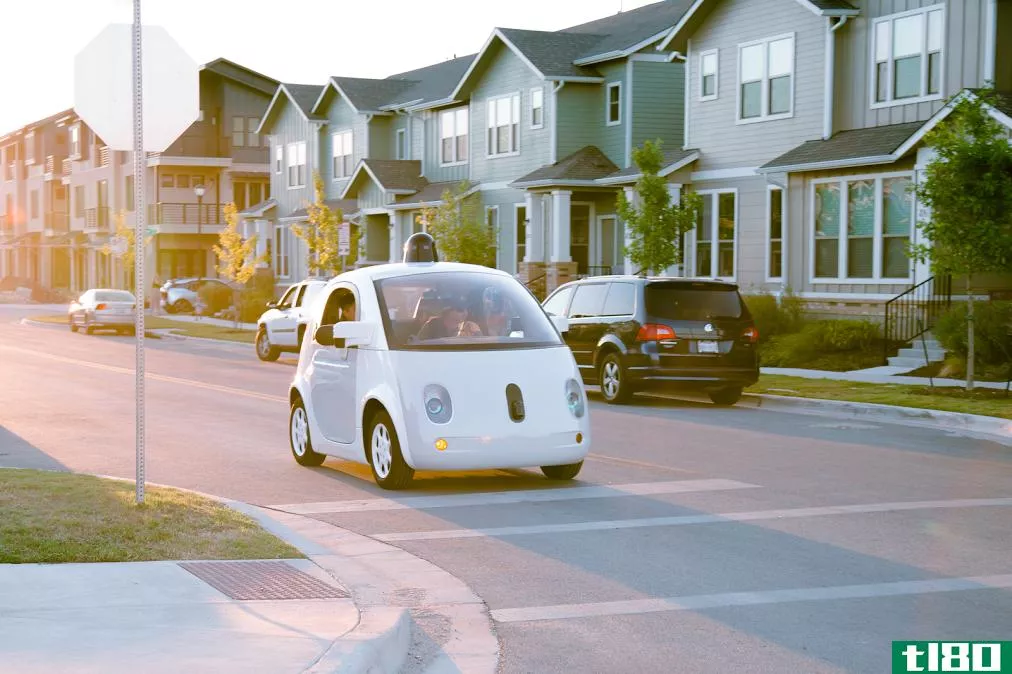 加利福尼亚州正在为无人驾驶的自动驾驶汽车热身