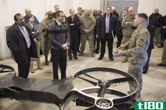 军队想用这架巨型无人机补给士兵
