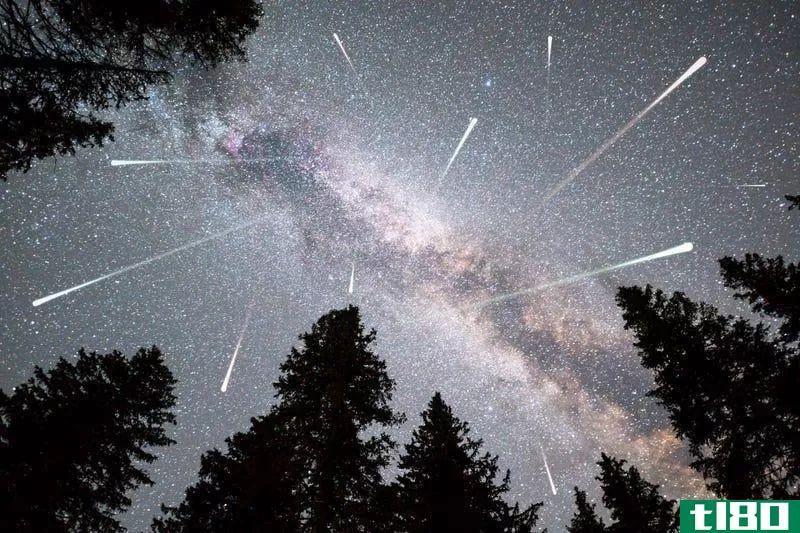Illustration for article titled How to View the Perseid Meteor Shower This Week