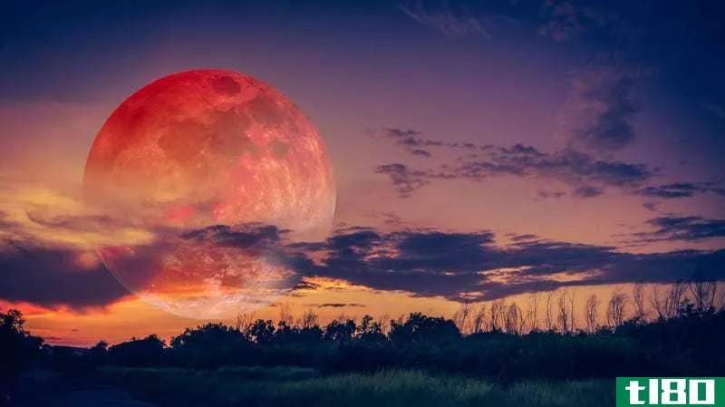 什么时候才能看到本月的“粉红超级月亮”在辉煌的顶峰