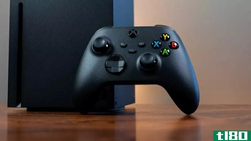 Illustration for article titled How to Fix the Controller Disconnection Bug on Your Xbox Series X/S